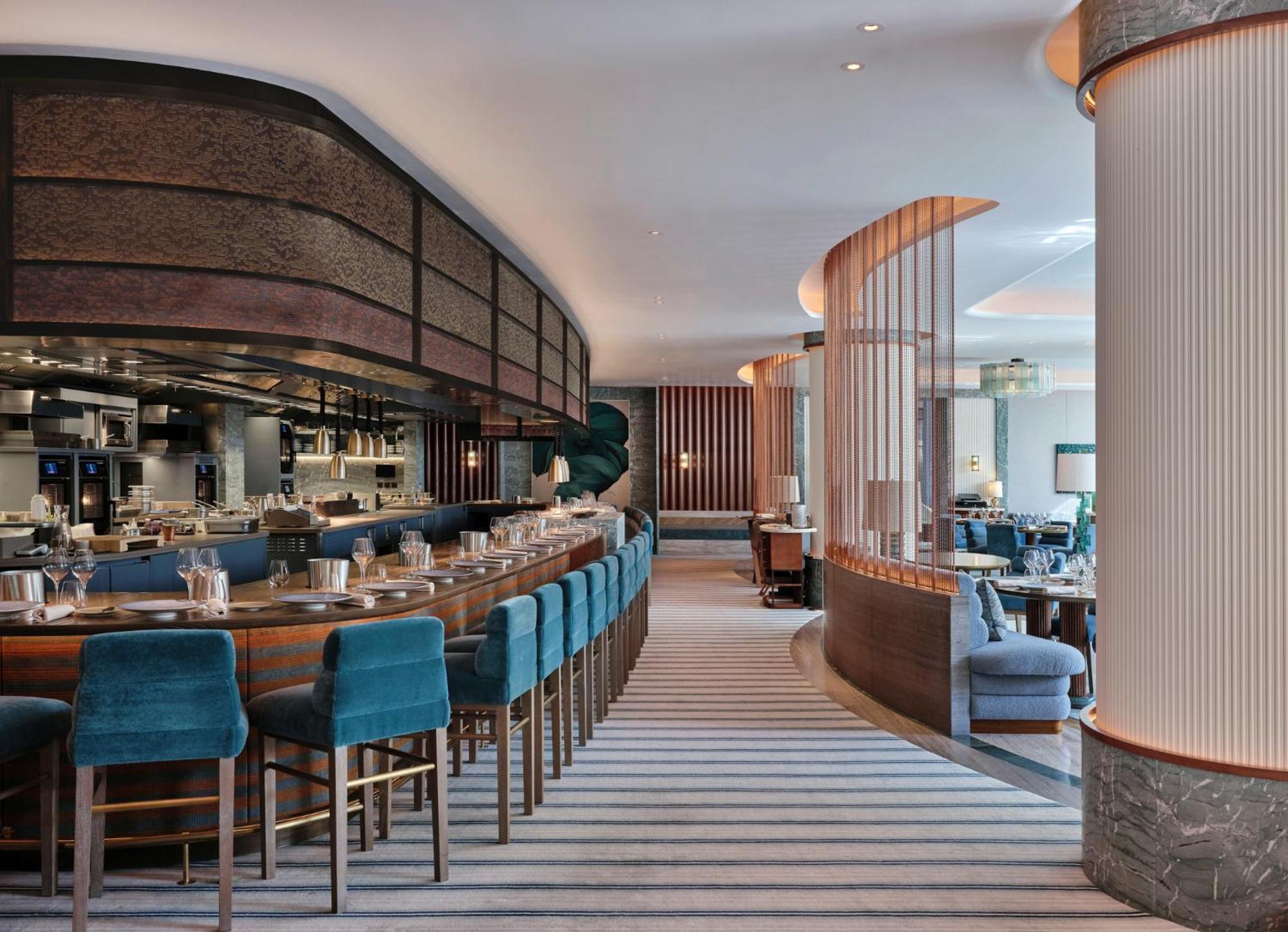 Four Seasons At Park Lane 5*