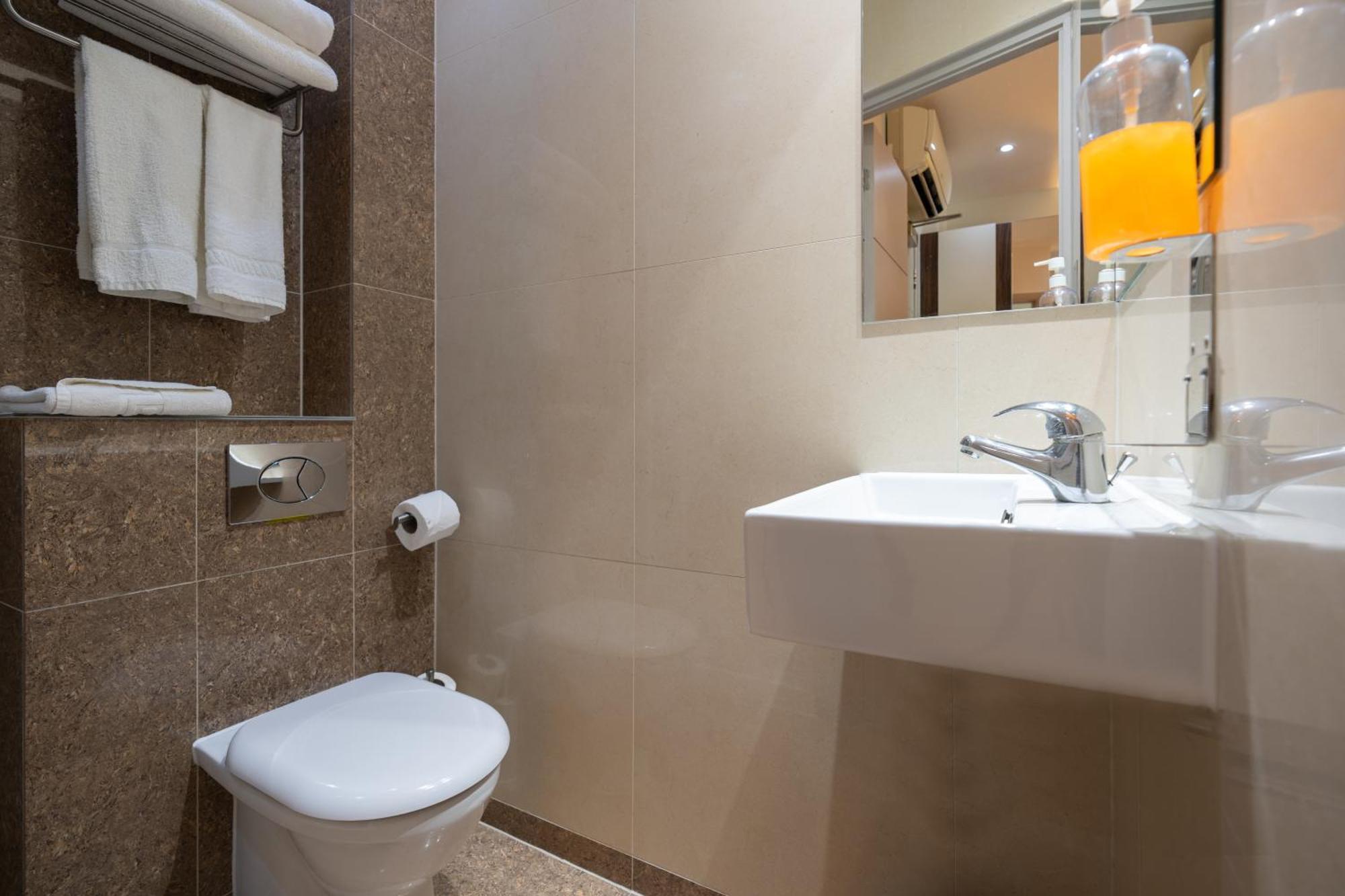 Simply & Hotell London