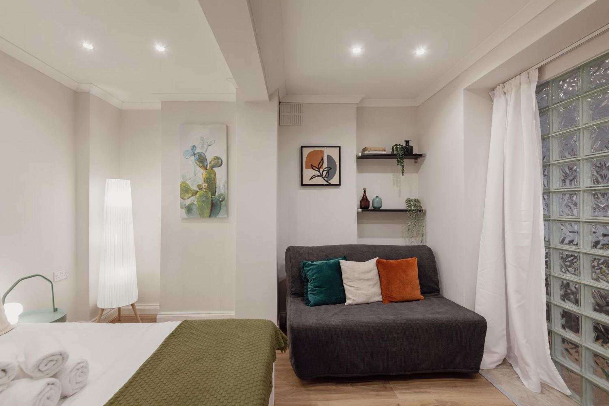 Leilighet Kensington Nest Flat *