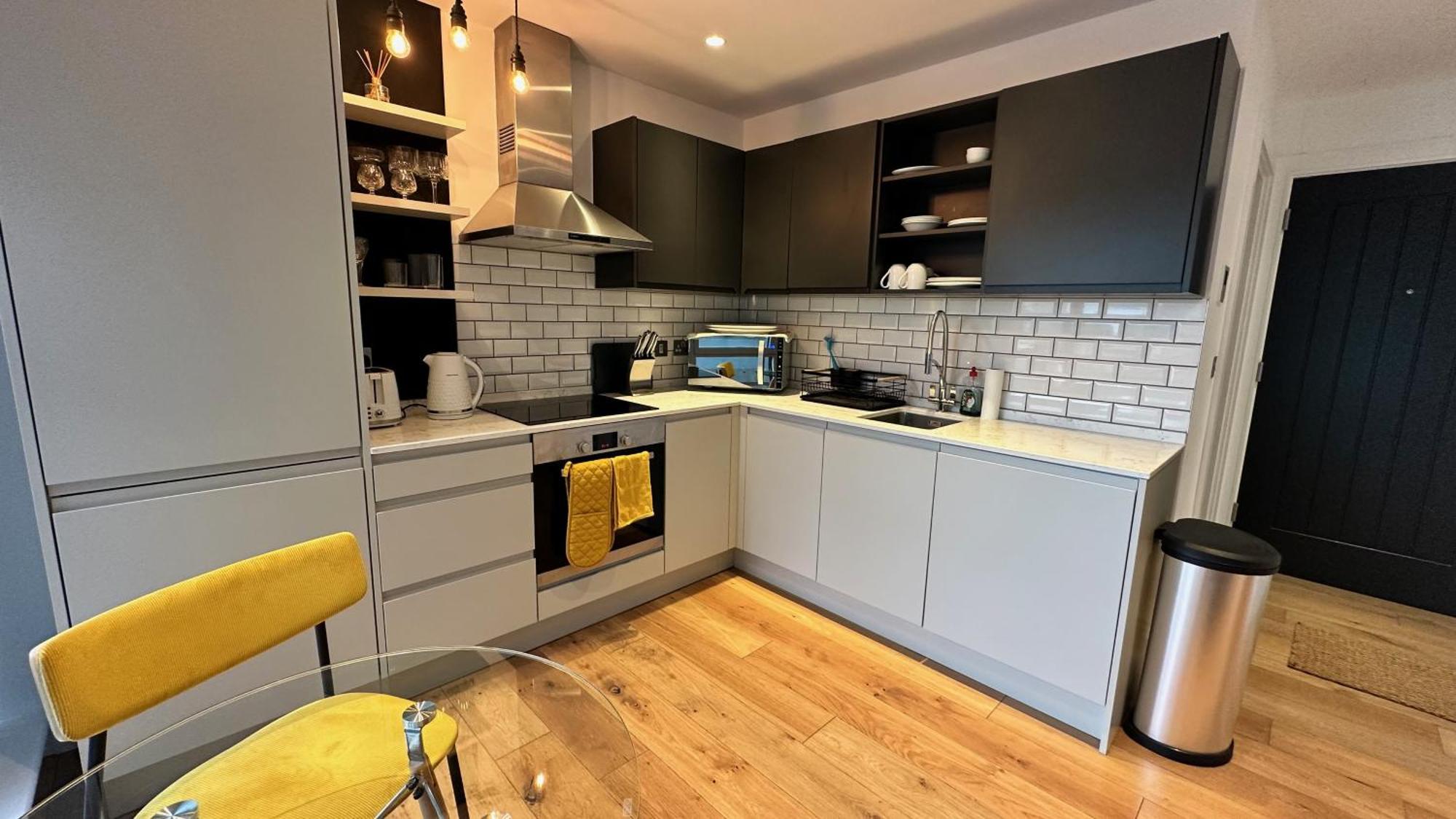 Modern & Stylish 1 Bedroom Flat Londen