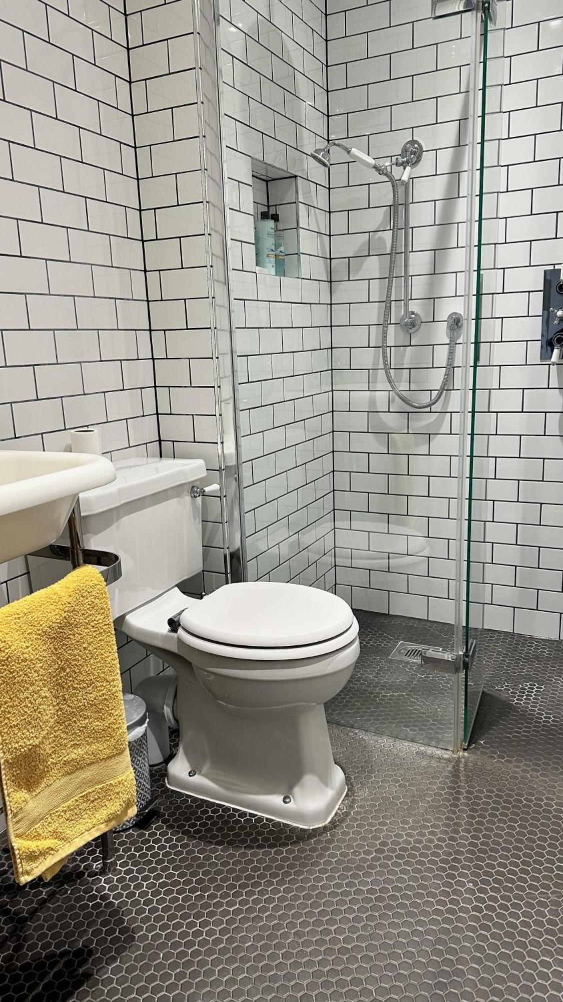 Appartement Modern & Stylish 1 Bedroom Flat Londen