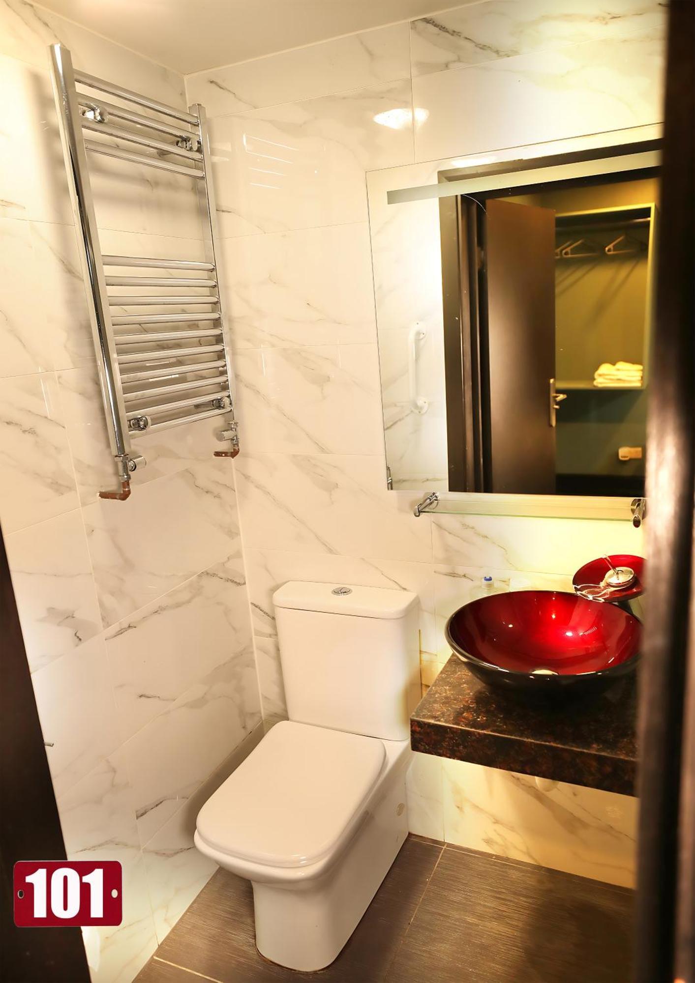 Private Boutique *