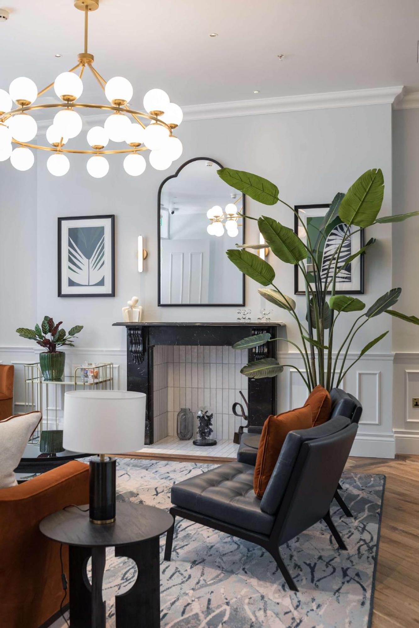 Mornington Kensington, Bw Premier Collection Hotel