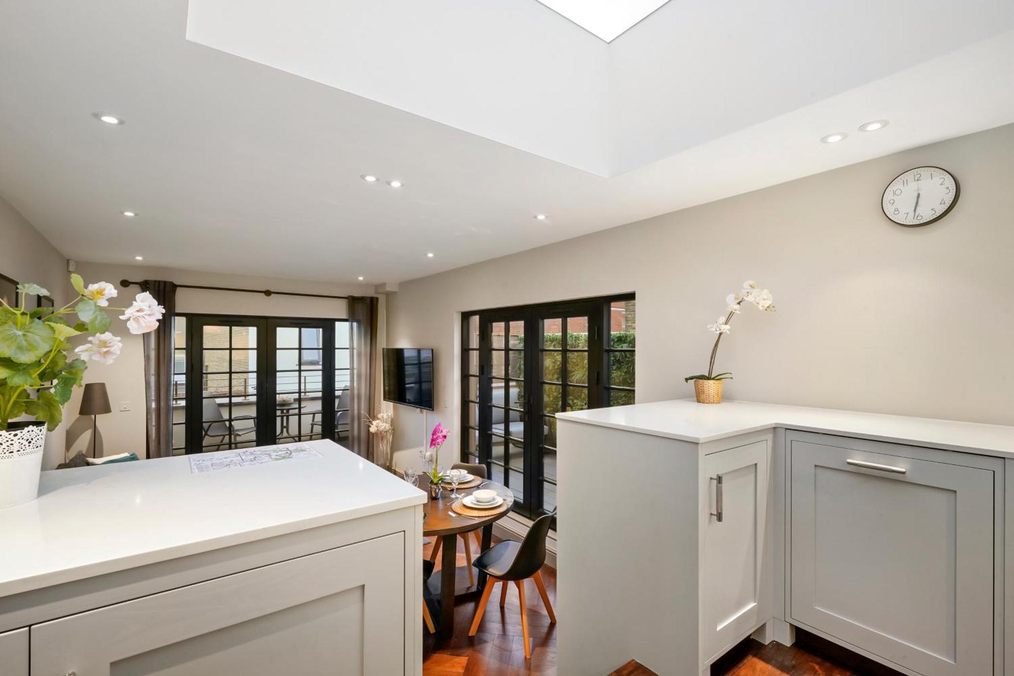 Leilighet 2 Bed Lux Near Free Wifi By Aparts London