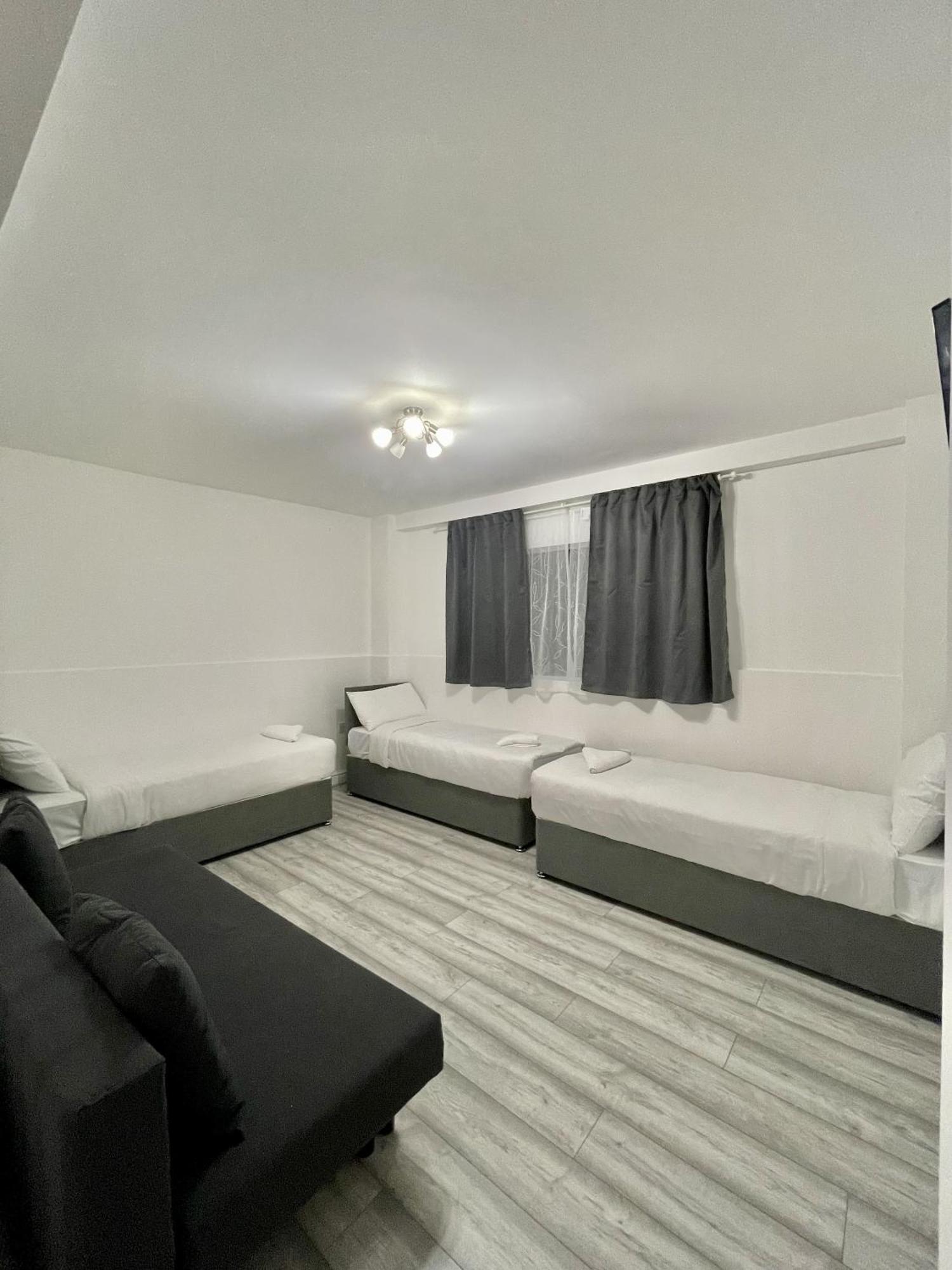 Euston Modern * Londen
