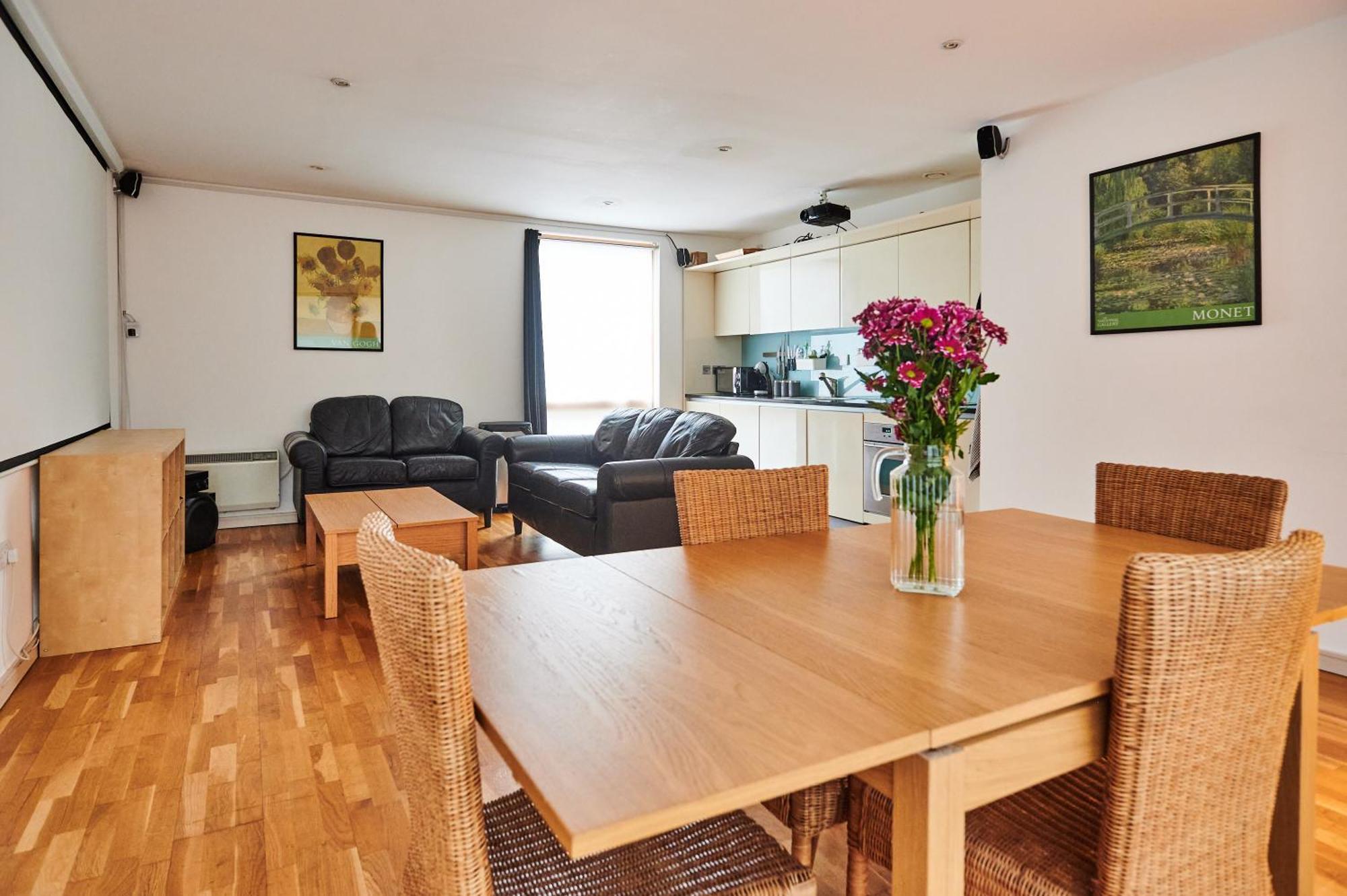 Lejlighed Bright 2 Bedroom Flat In Old Street With Balcony London
