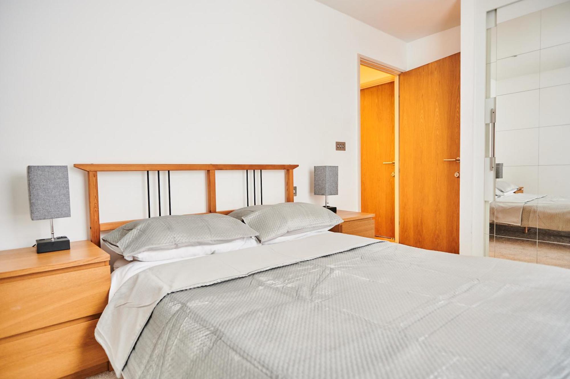 Lejlighed Bright 2 Bedroom Flat In Old Street With Balcony