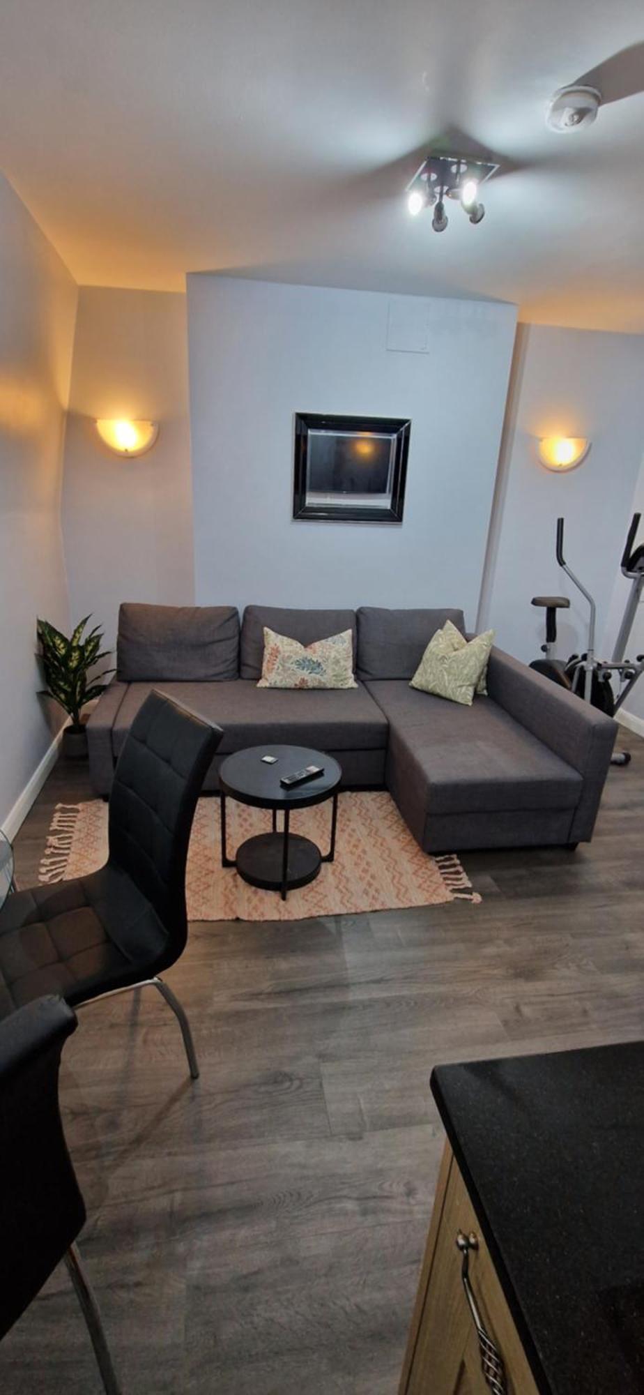 One Bedroom Flat In Finchley Road Appartement Londres