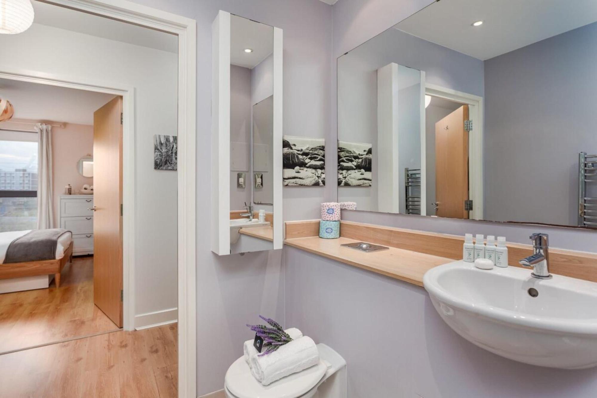 Bright And Stylish Kennington Gem * London