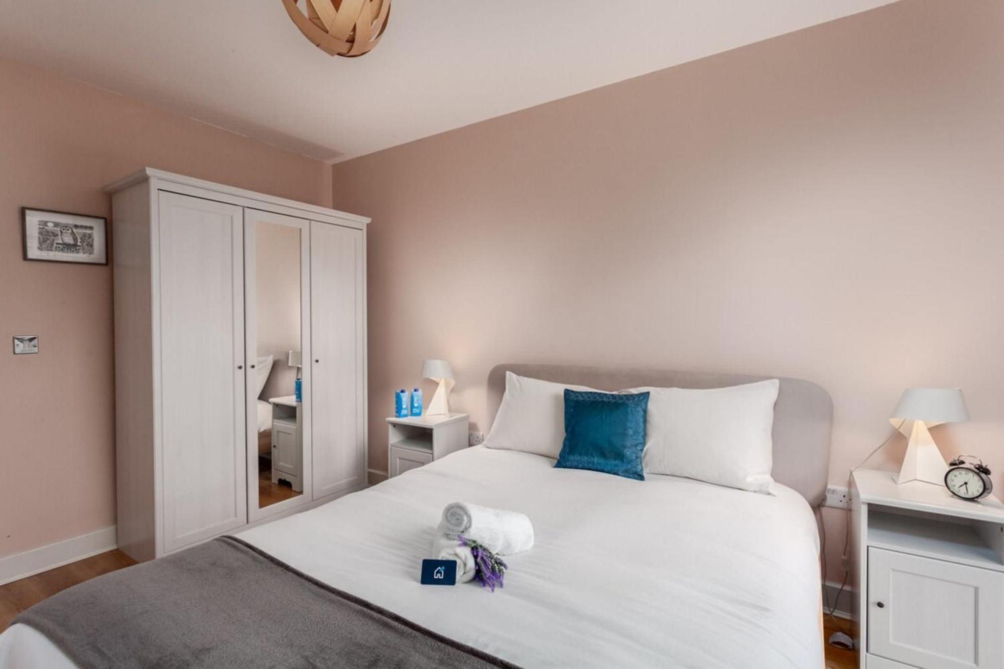 Bright And Stylish Kennington Gem * London