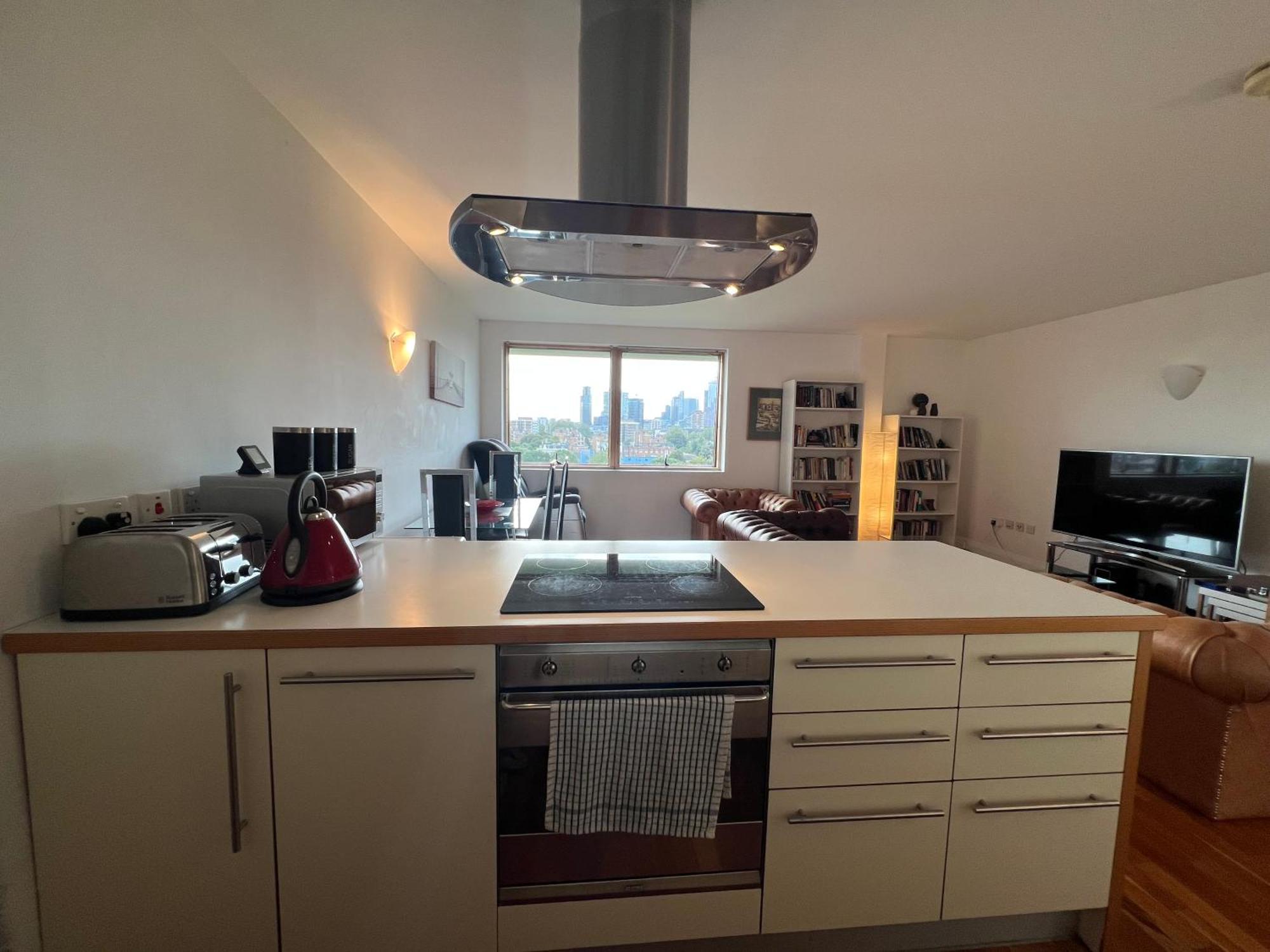 2 Bed 2 Bath Luxury In Appartement