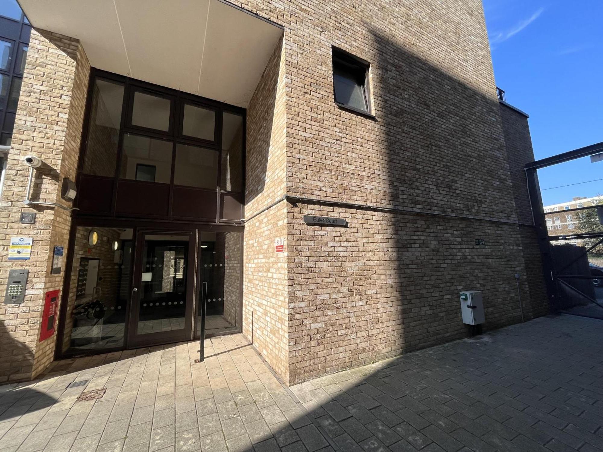 Lovely Charming 2-bedroom In Bow Lejlighed London