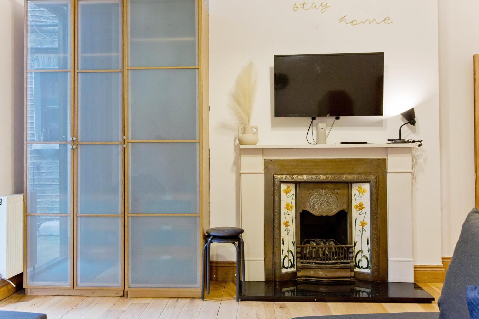 Imperial Earls Court Apartment