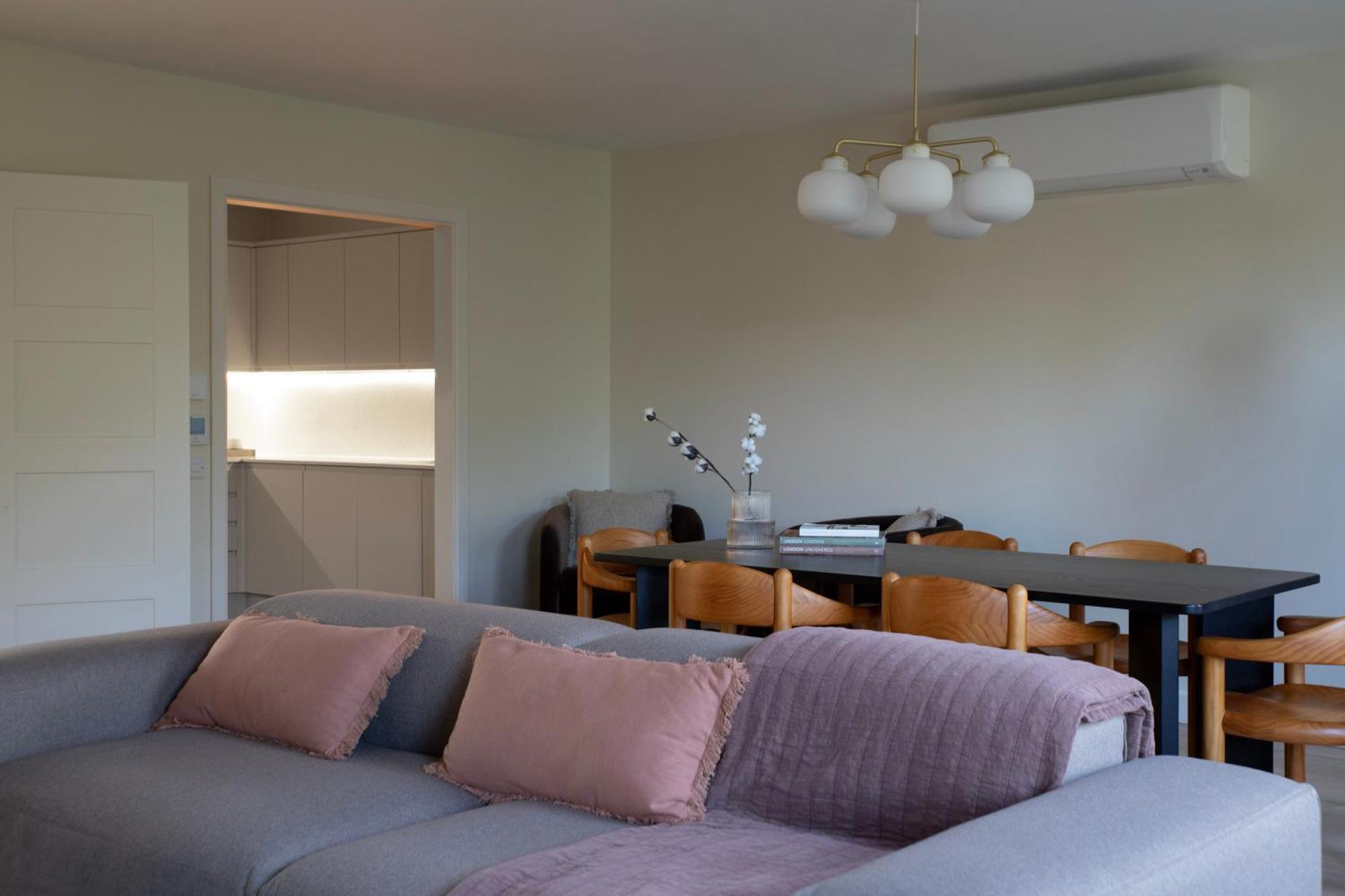 Gulaid House Knightsbridge By Bob W 5* London