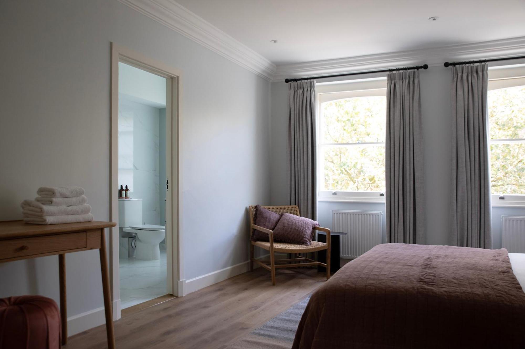 Gulaid House Knightsbridge By Bob W Aparthotel London