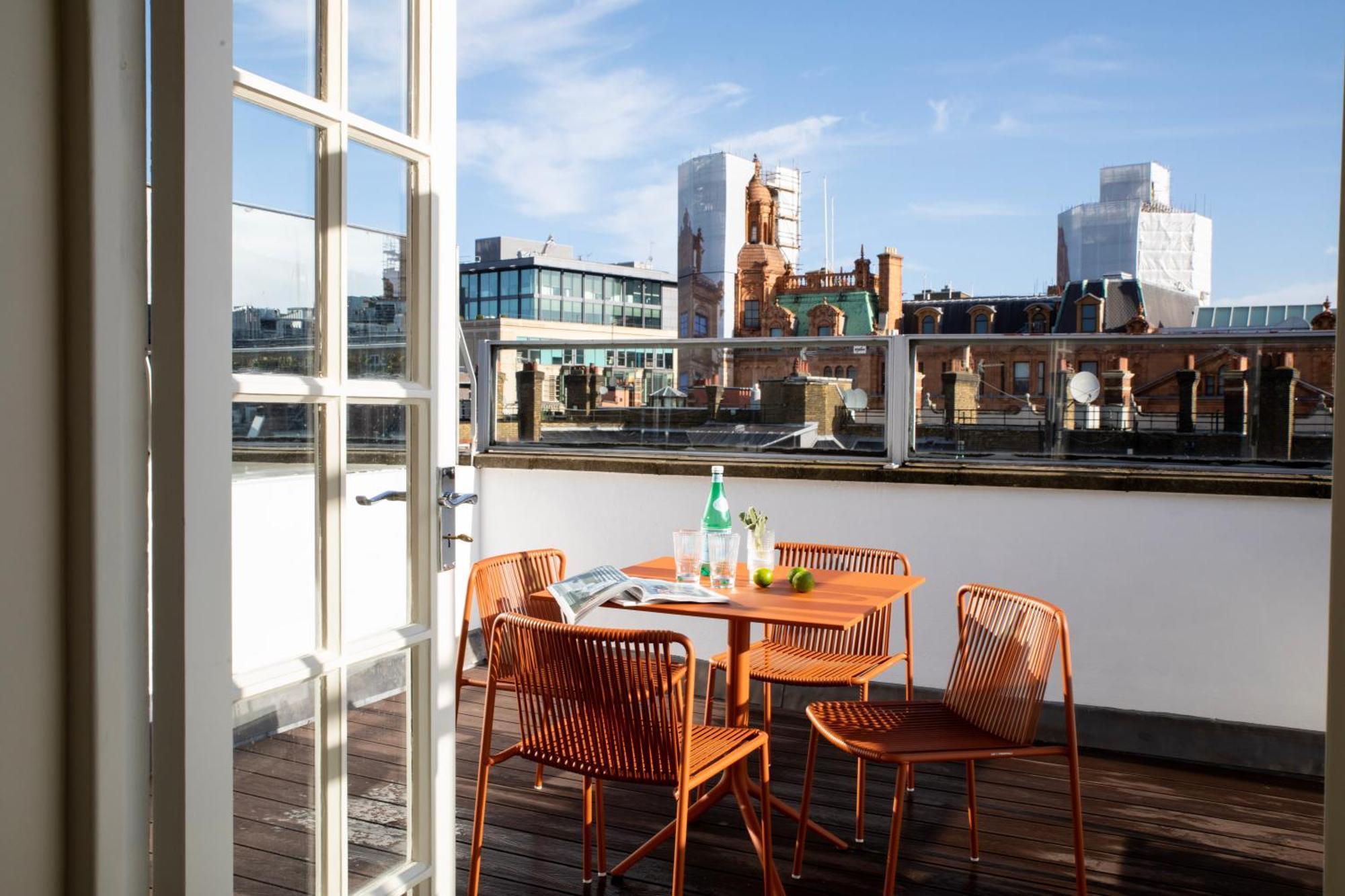 Gulaid House Knightsbridge By Bob W Aparthotel