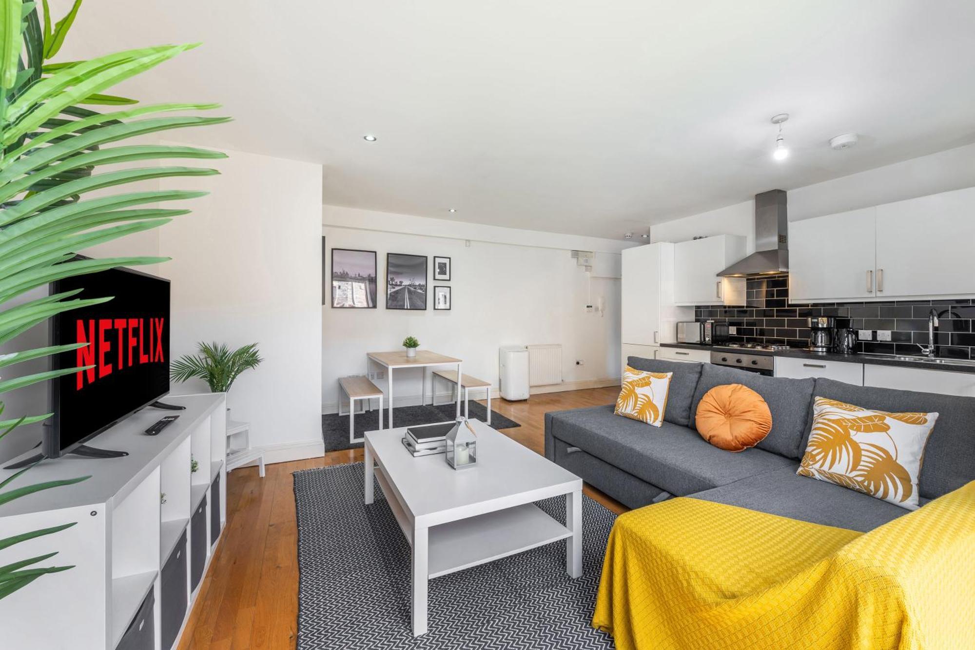 Appartement Waterloo With Large Private Terrace - View Of The Eye - 1 Bedroom 1 Bath *