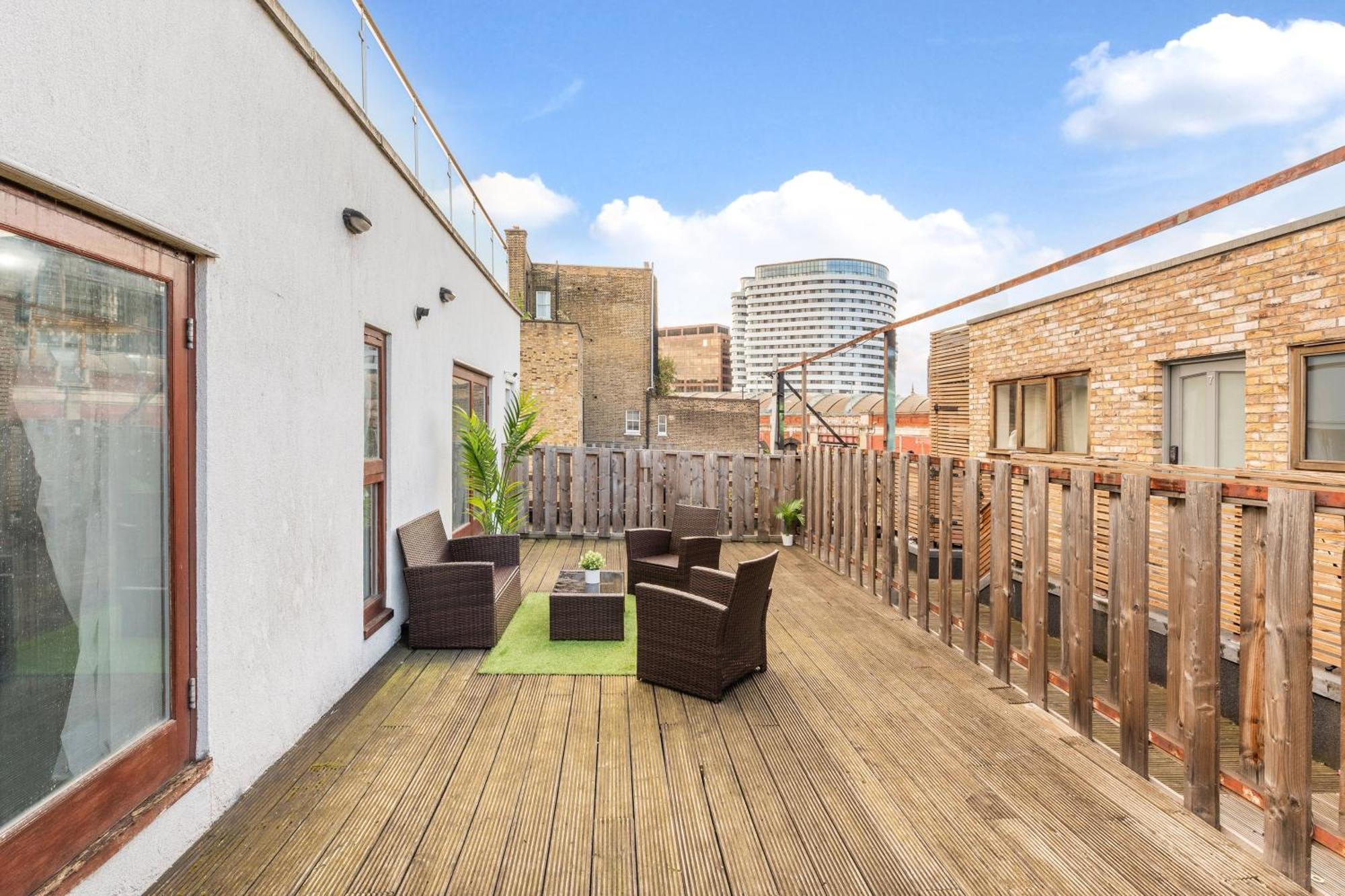 Appartement Waterloo With Large Private Terrace - View Of The Eye - 1 Bedroom 1 Bath