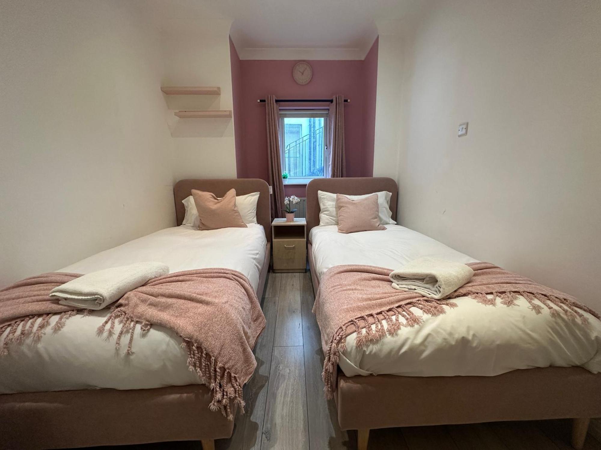 Stunning Flats Edgware Road Central *