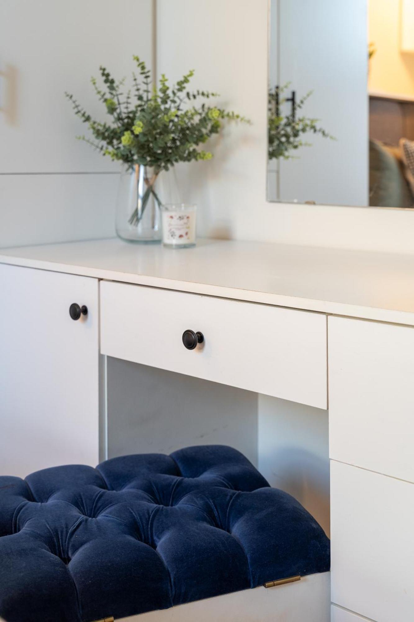 Homely And Stylish With A Garden In East Finchley Londra