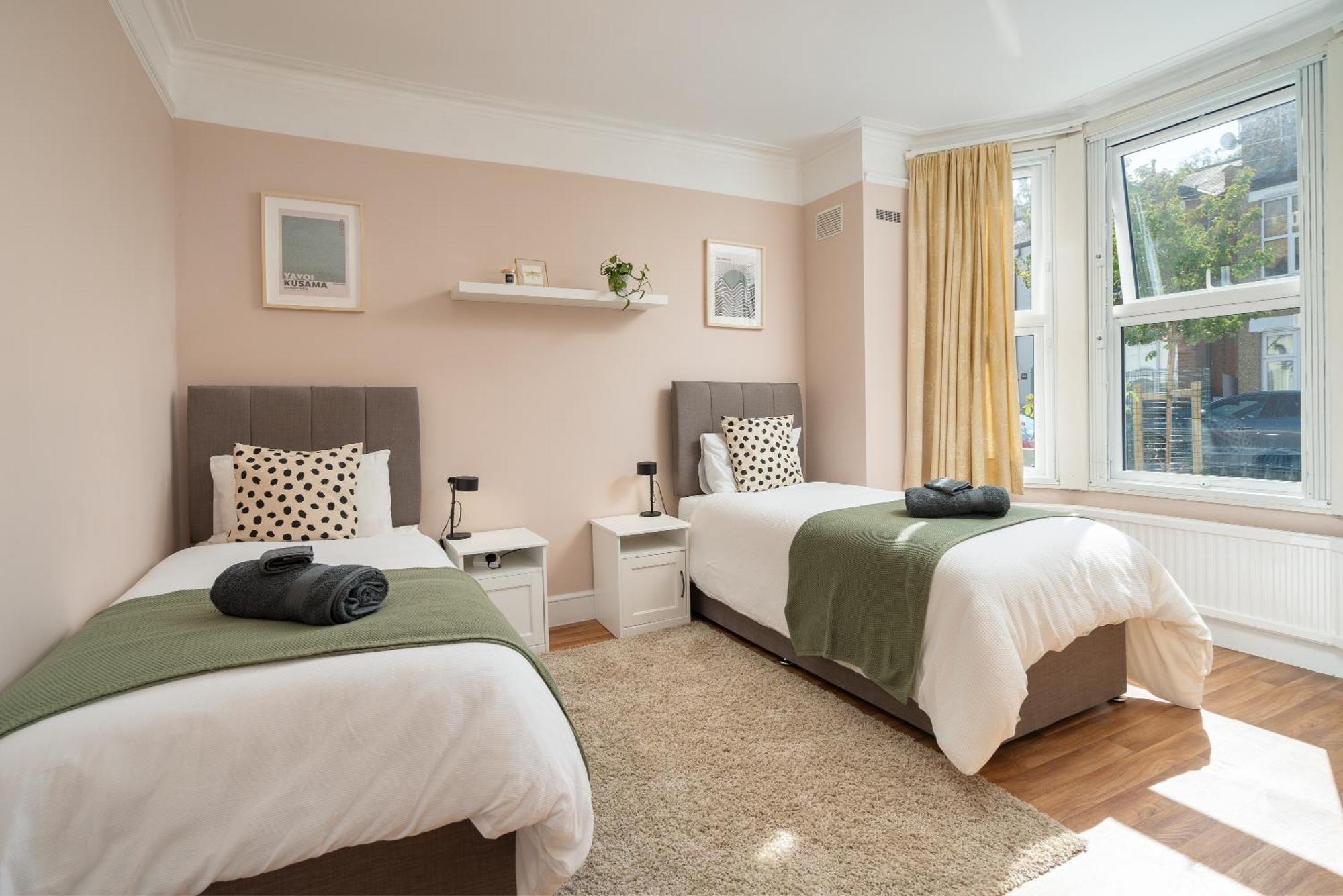 Appartamento Homely And Stylish With A Garden In East Finchley Londra