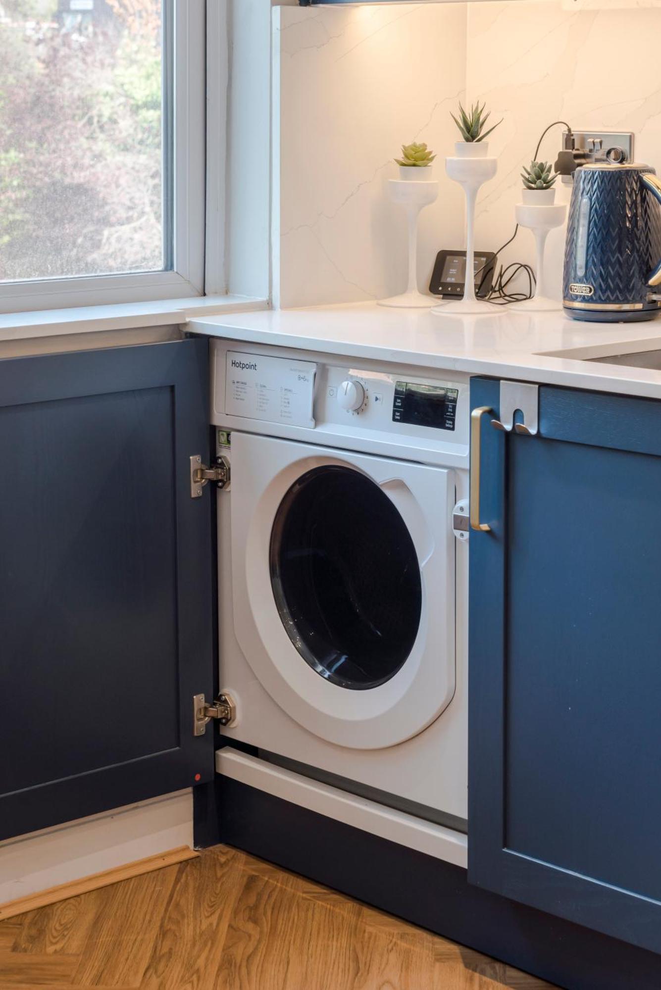 Stunning 3 Bed Duplex In The Heart Of West Hampstead Lägenhet London