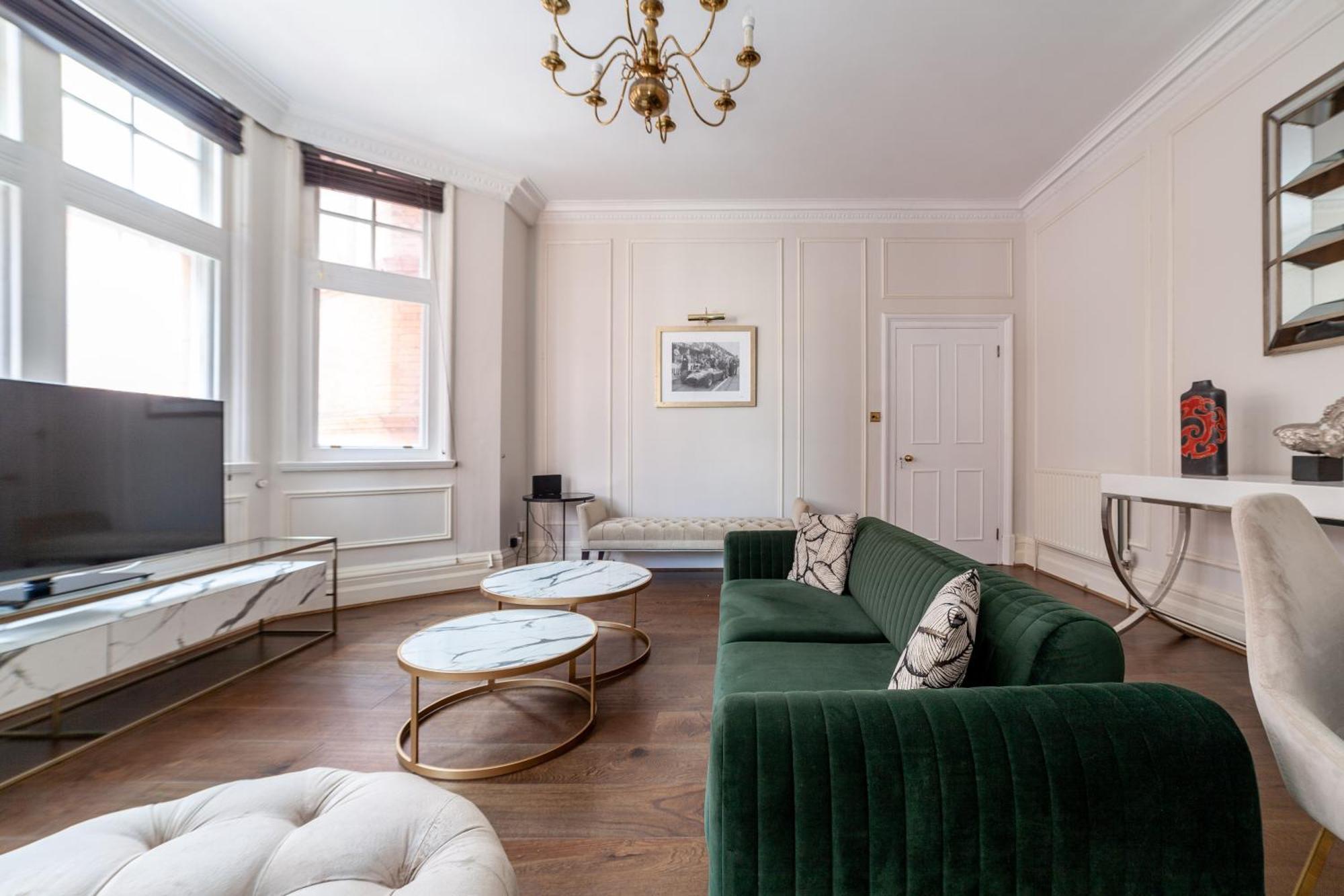 Spacious 1 Bdr - 2min To Bond Str Station Apartment London