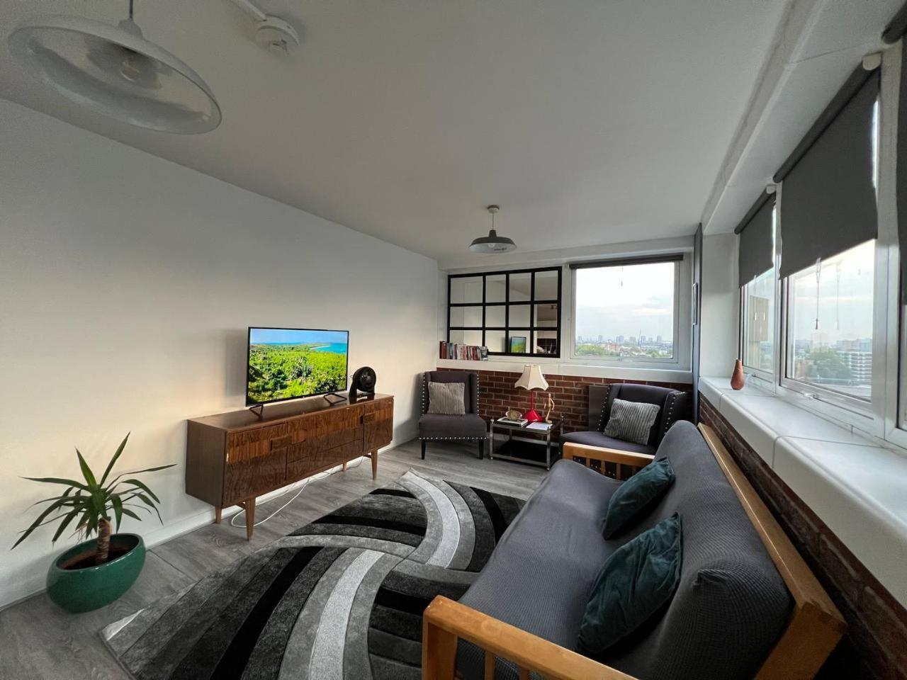 Amazing View 2 Bedroom In Abbey Road * Londra