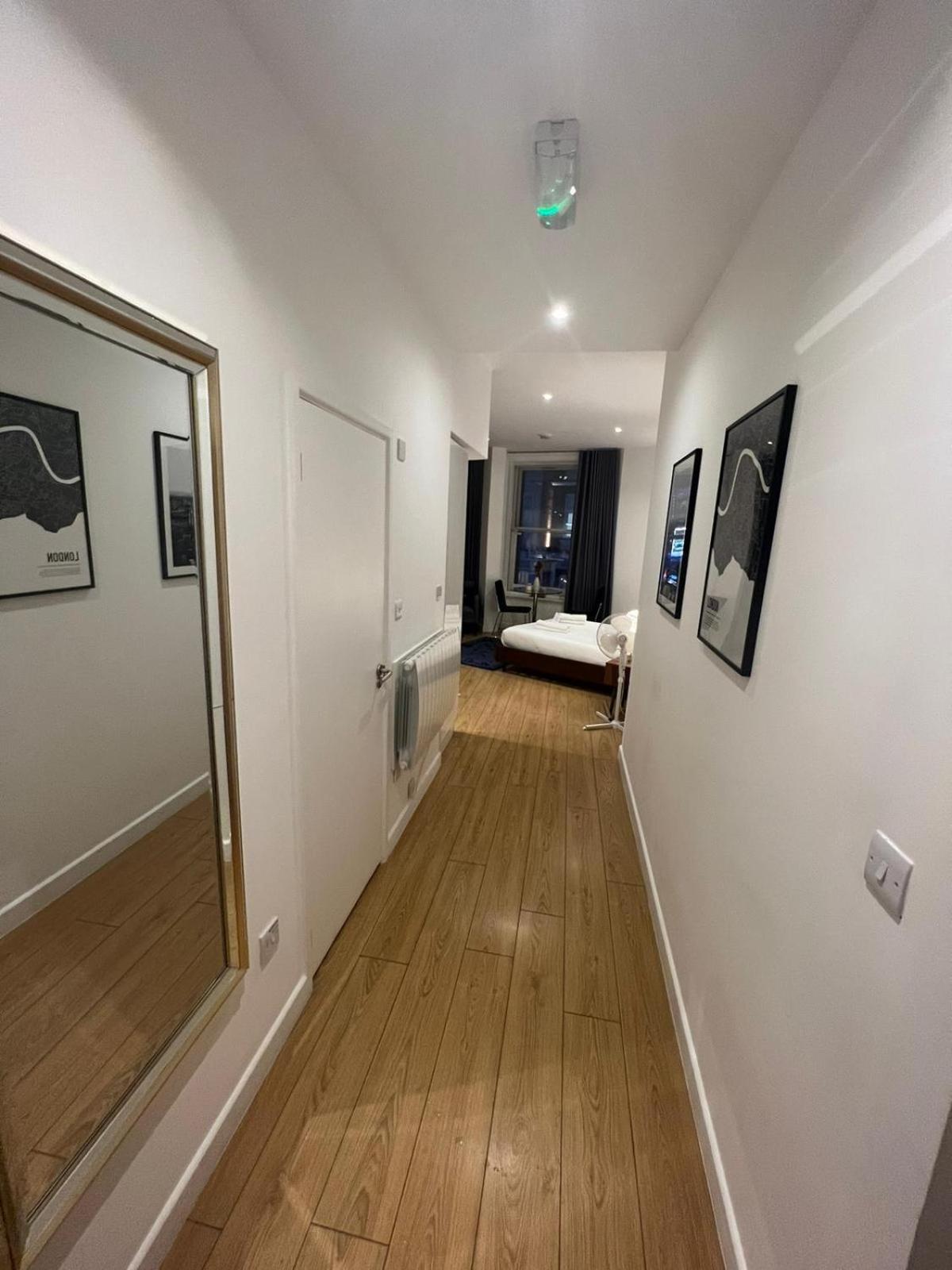 Apartment Tranquil 1 Bedroom Retreat In Piccadilly Vr4 London