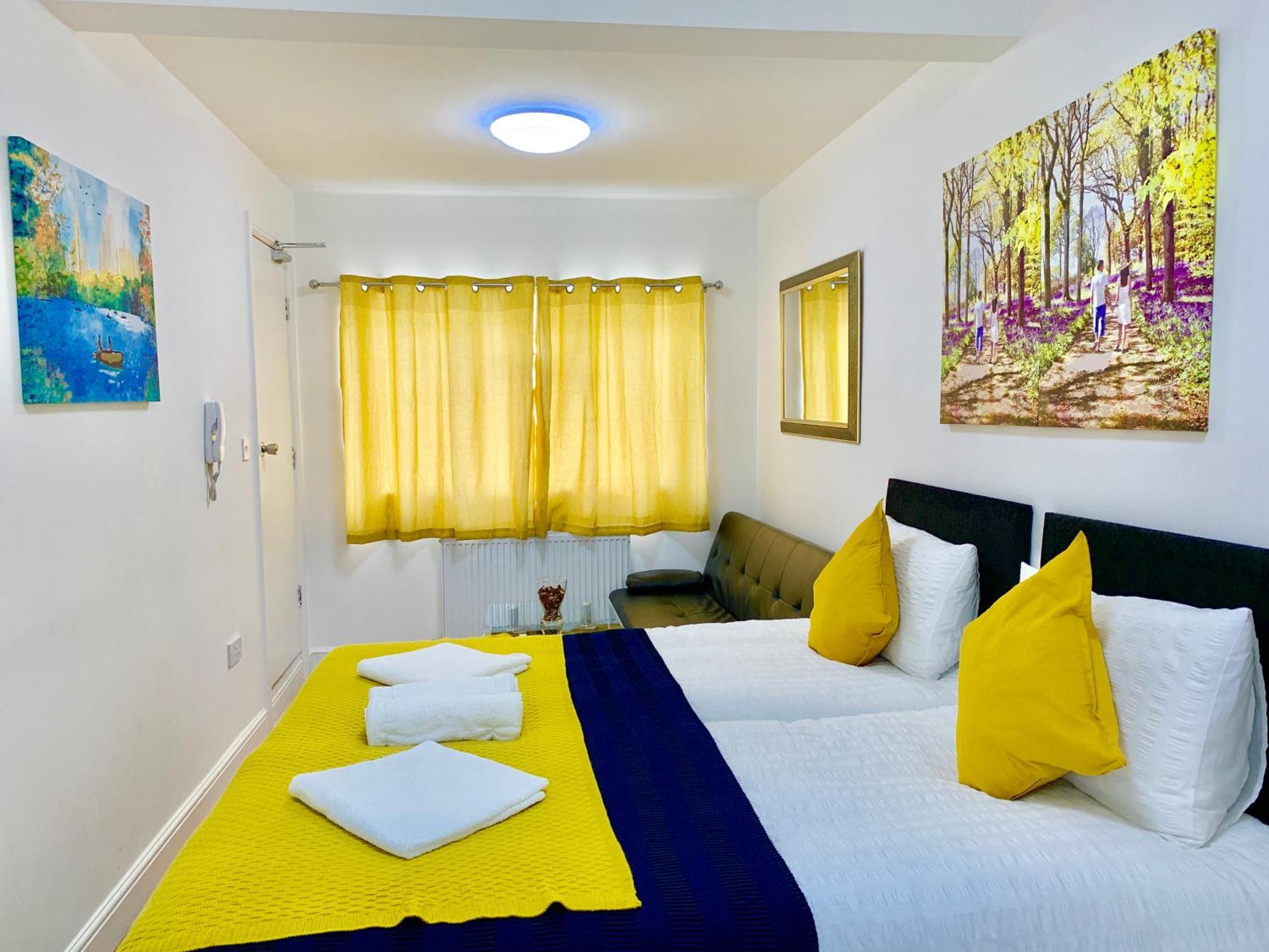 Apartments, Private Bathroom, Kitchenette, Parking, Np3 * Londra