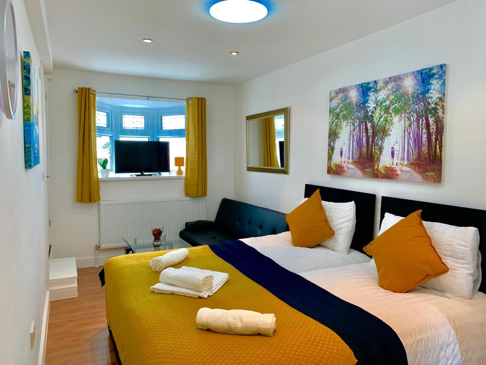 Apartments, Private Bathroom, Kitchenette, Parking, Np3 * Londra