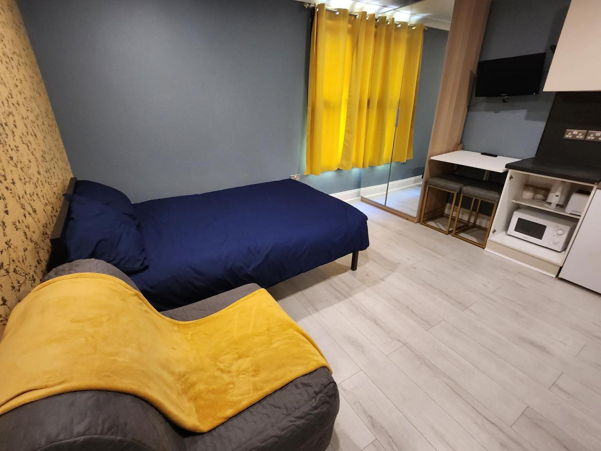 Dodi Apartment London