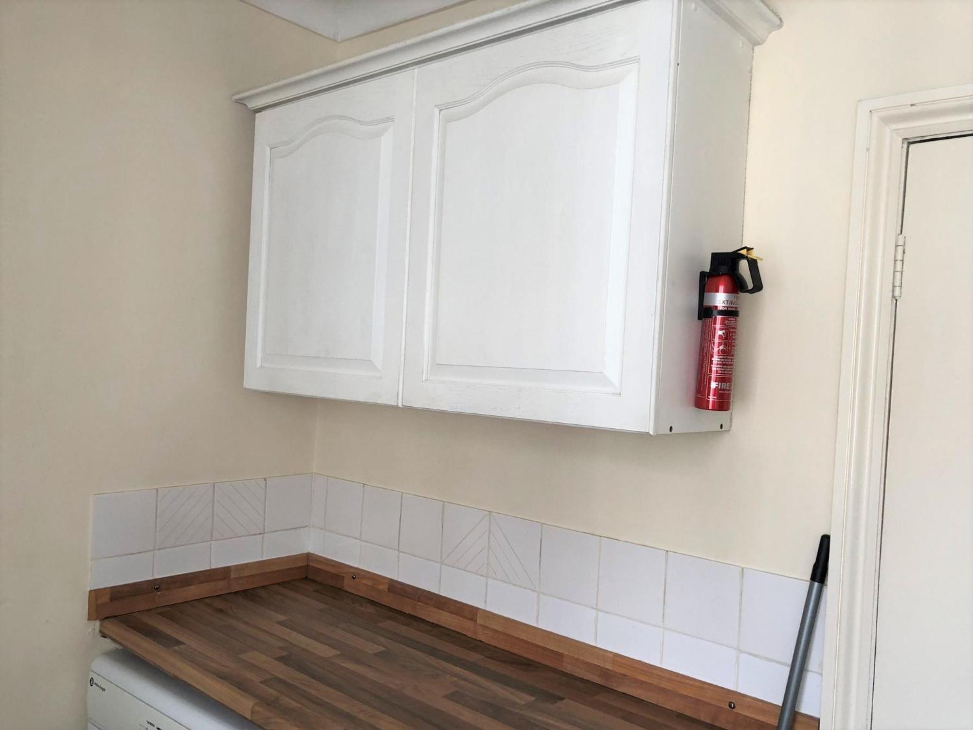 Spacious West 2 Bedroom Appartement