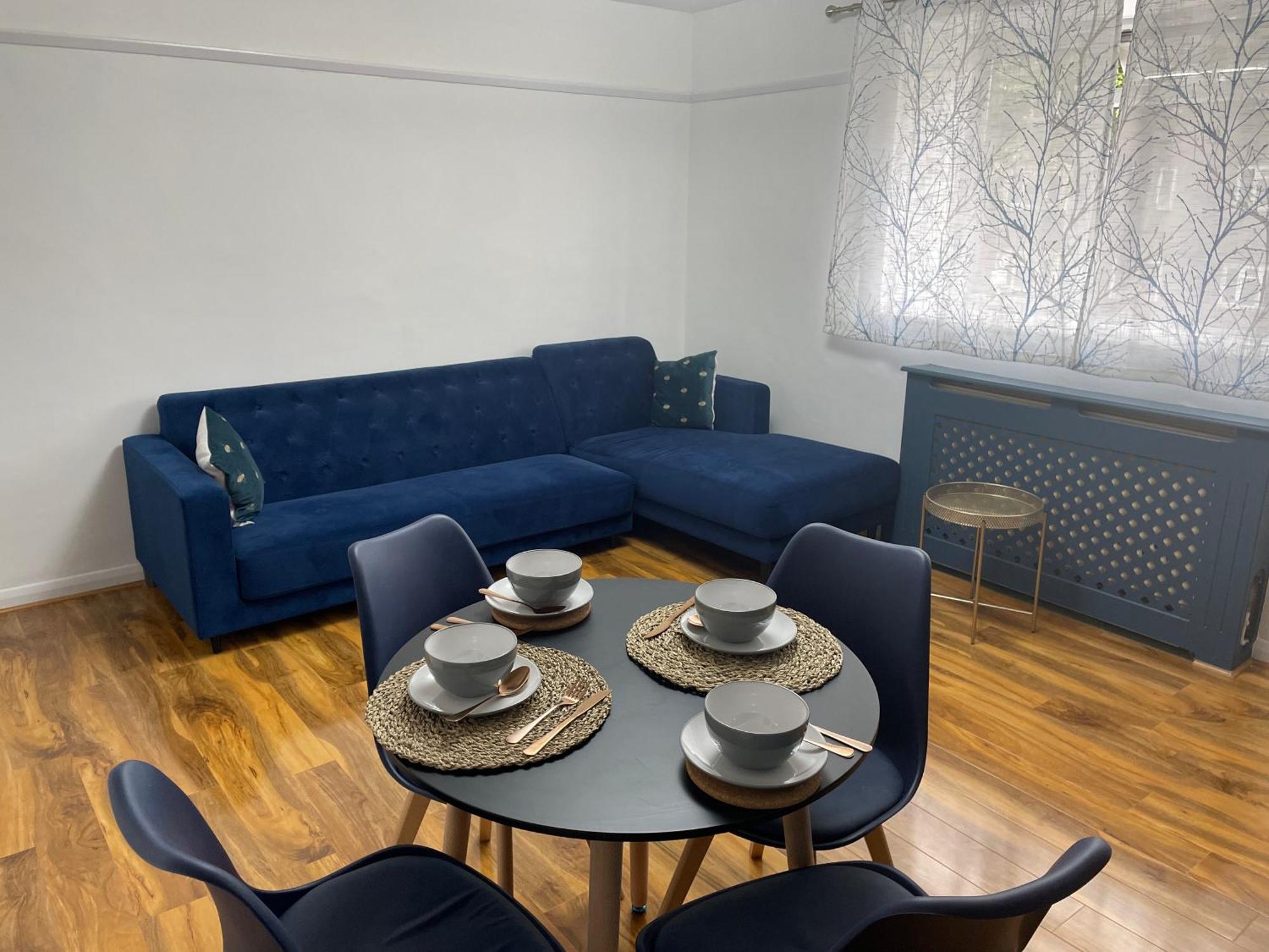 Elegant 2 Bedroom Flat In Chiswick Near Tube Stations Lejlighed London