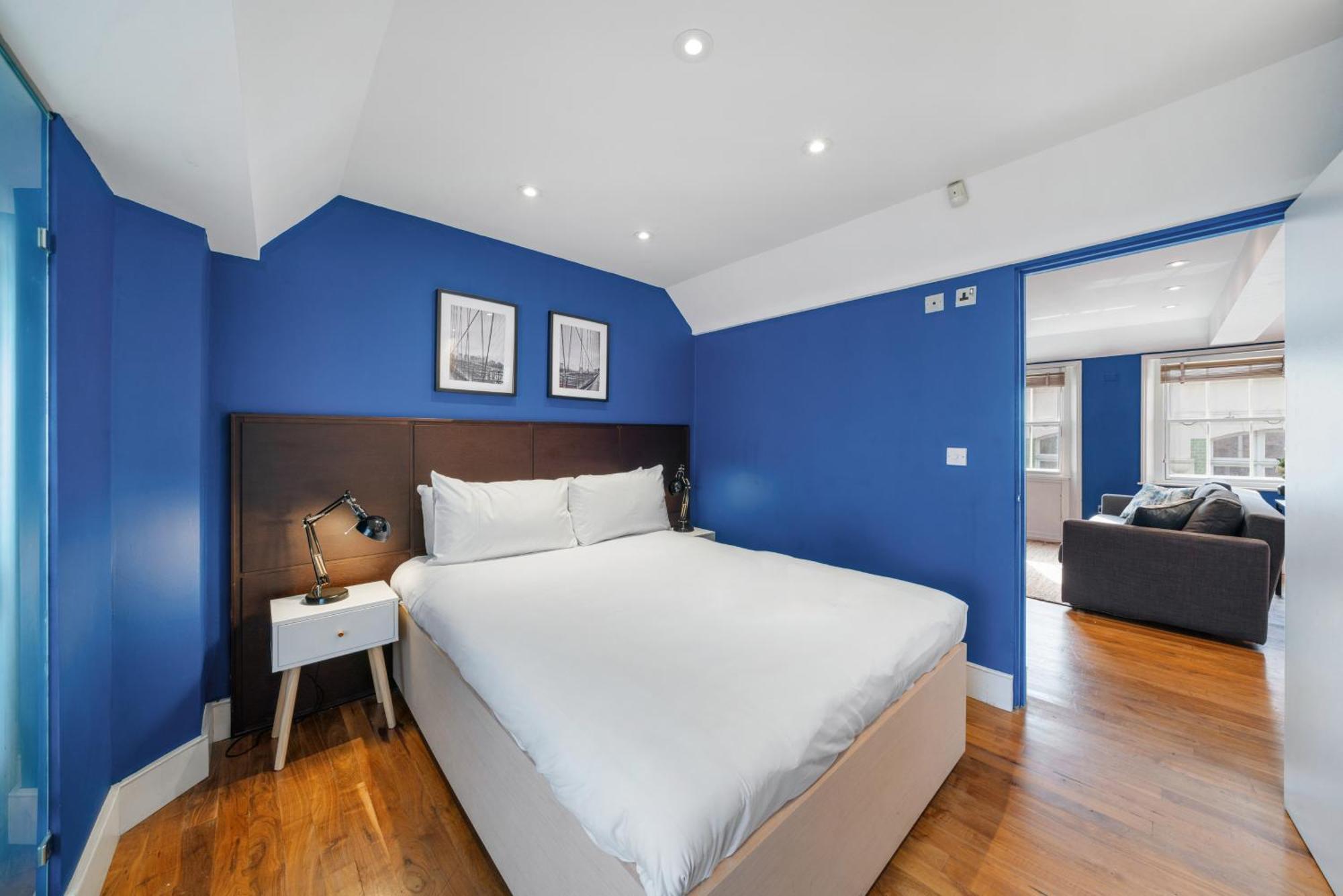 Beautiful One Bedroom In Soho Apartment