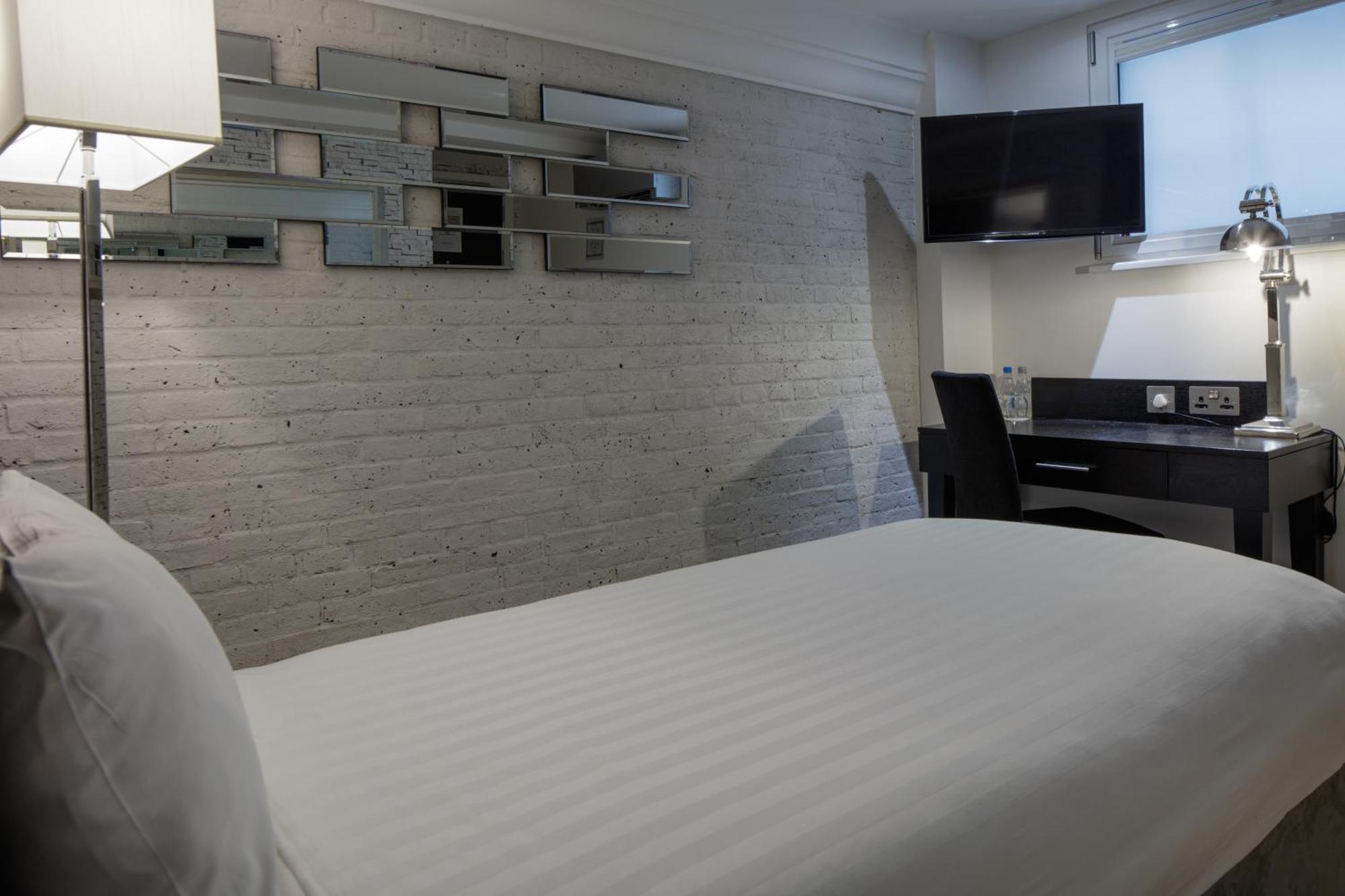 Doubletree By Hilton - Greenwich Hotel
