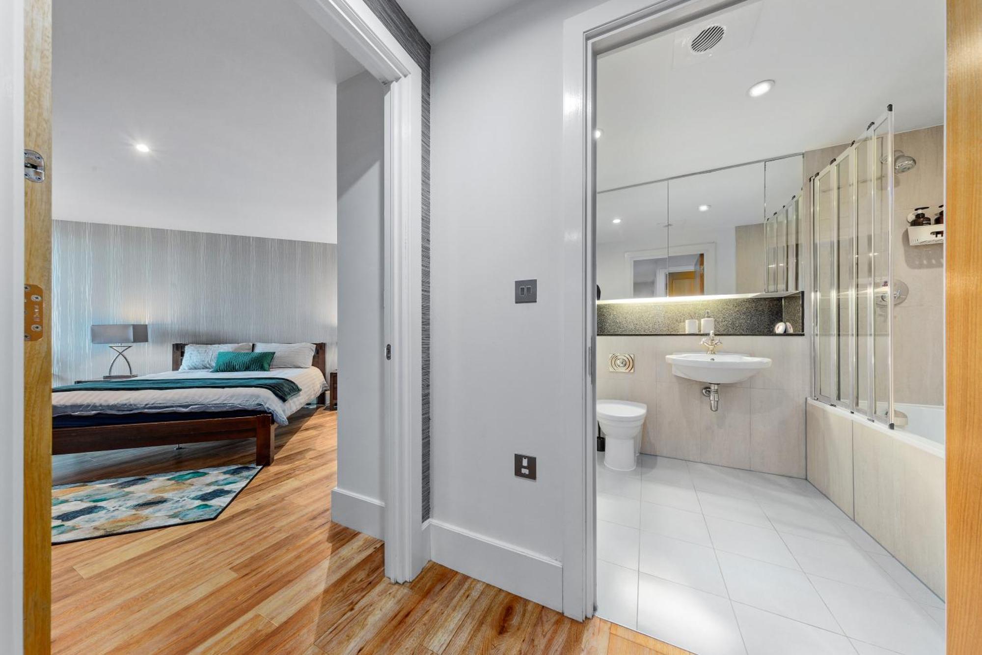 Vauxhall Large 2bedroom With Amazing River View Panoramic Balcony Appartamento Londra