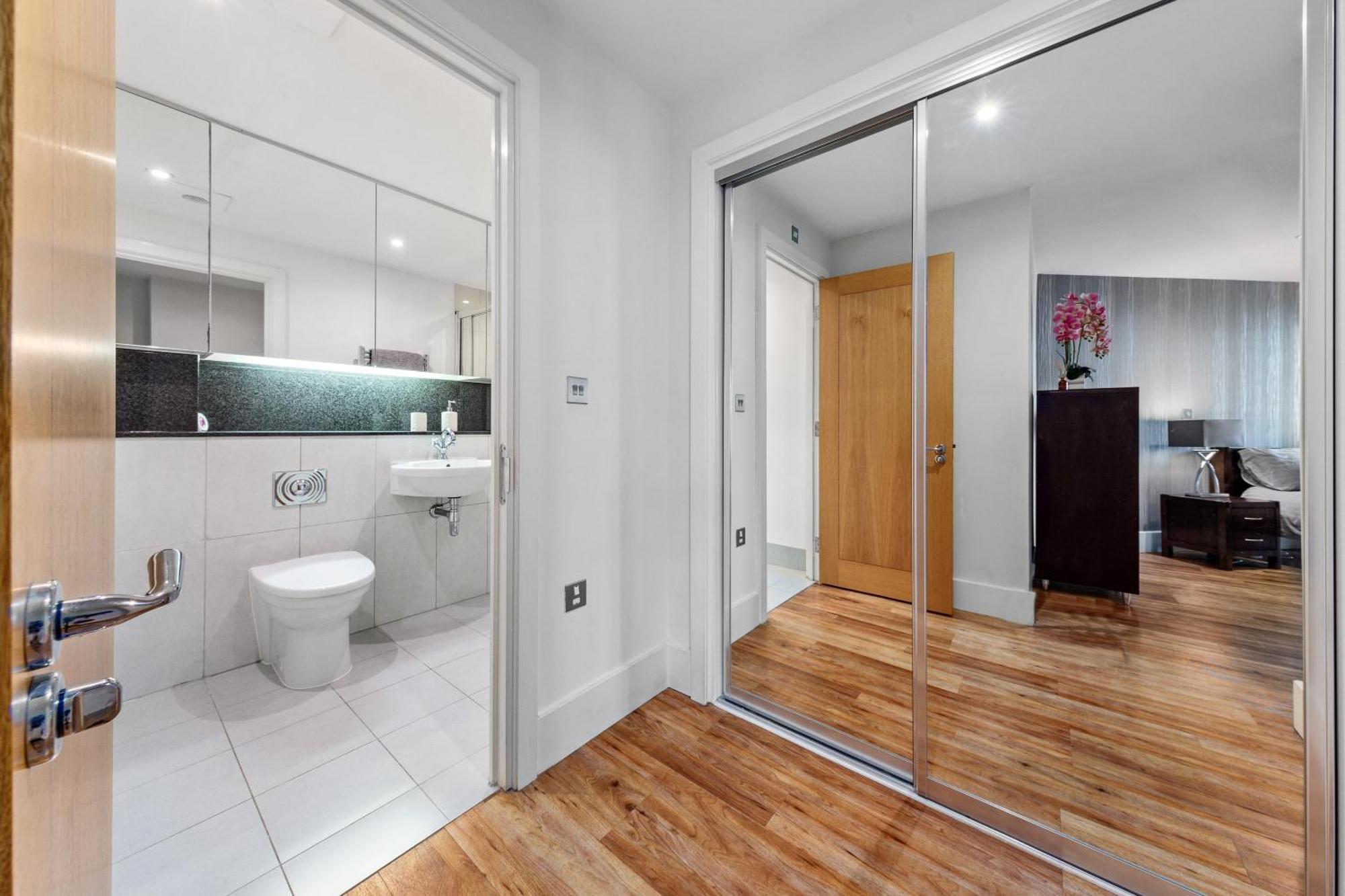 Vauxhall Large 2bedroom With Amazing River View Panoramic Balcony Appartamento *