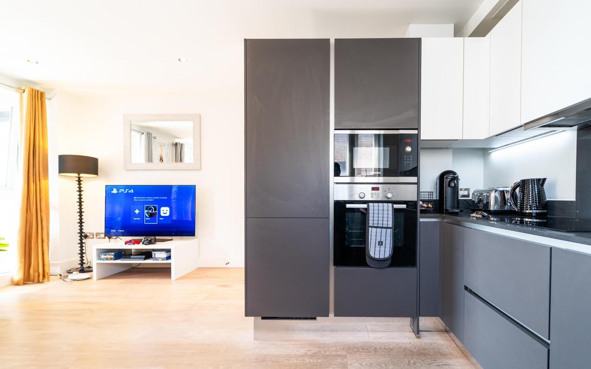 Lejlighed Luxury Greenwich 2bed 2bath - Sleep 6 Guest- 1 Min From Station - Close To Greenwich Maritime- Playstation Provided *