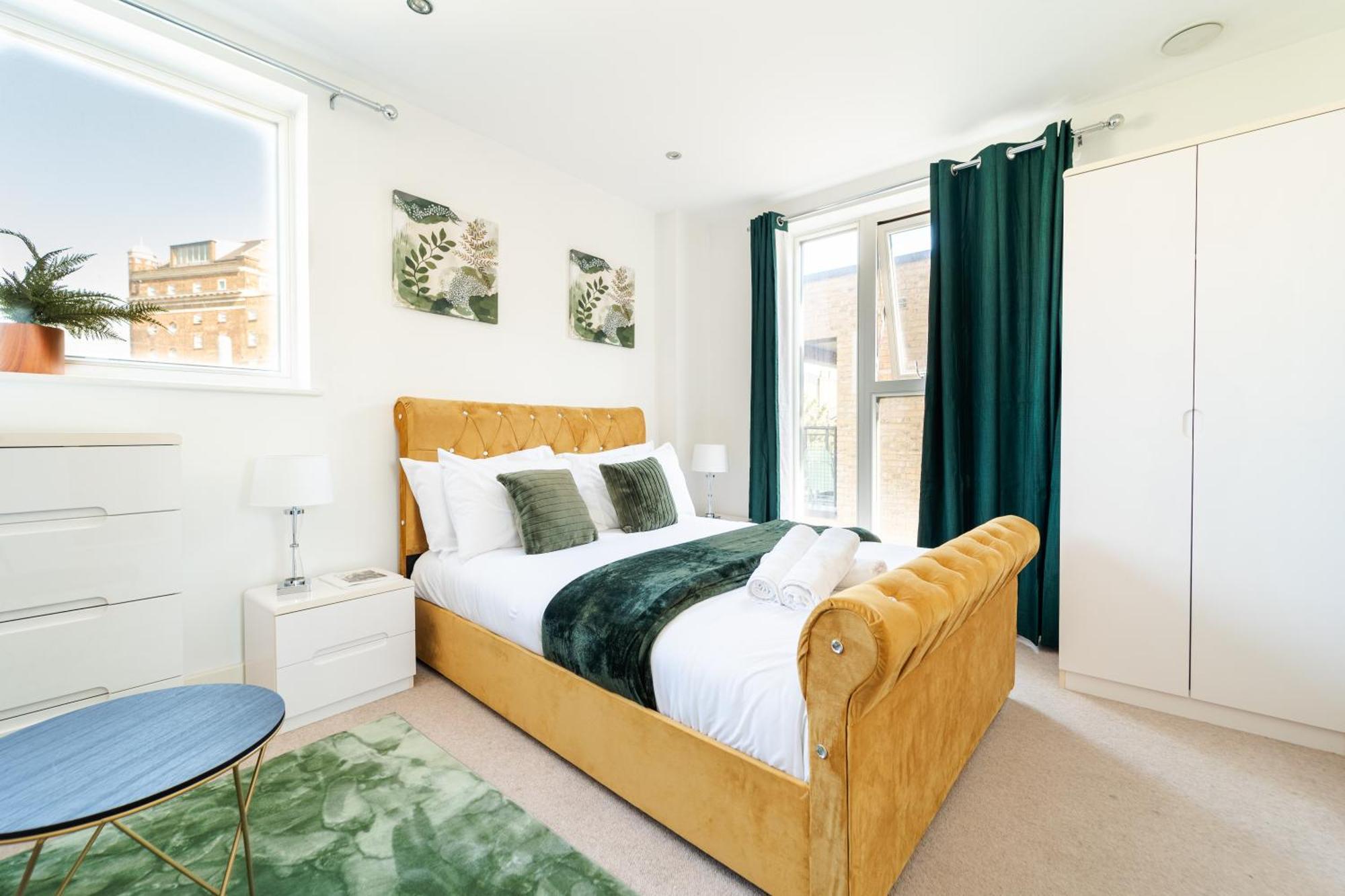 Luxury Greenwich 2bed 2bath - Sleep 6 Guest- 1 Min From Station - Close To Greenwich Maritime- Playstation Provided Lejlighed *