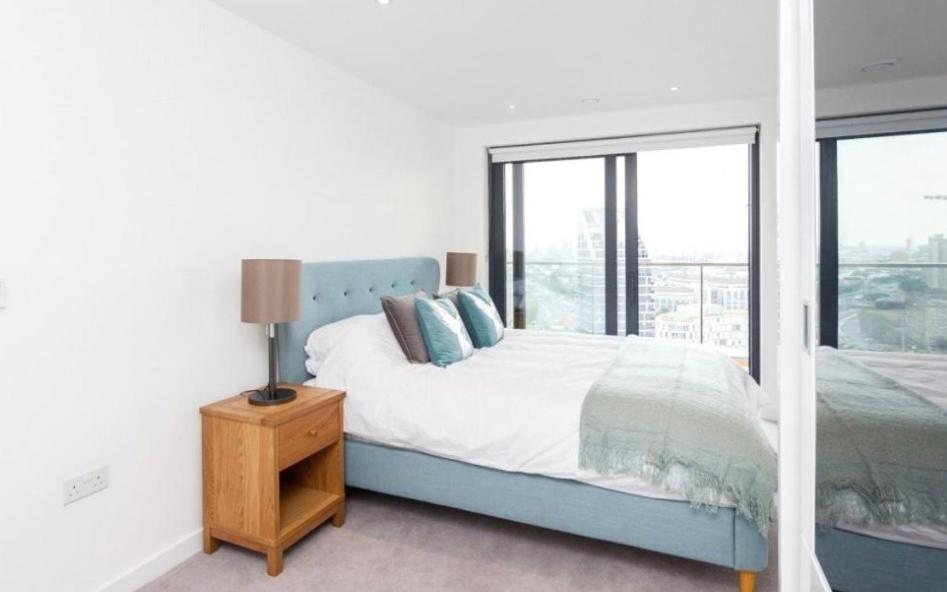 Lägenhet Stunning 2 Bed - Canary Wharf *