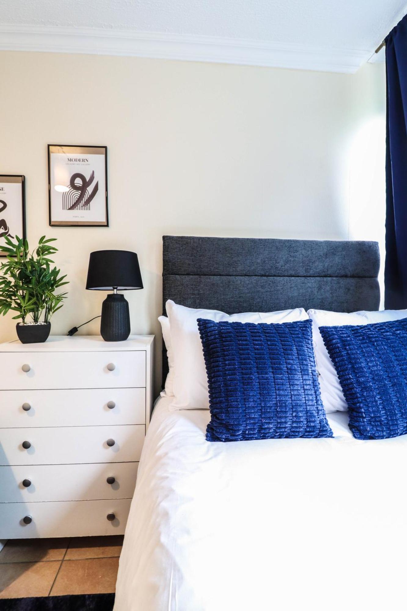 Cosy Property Right By Warren Street Station! Free Wifi! Appartement *