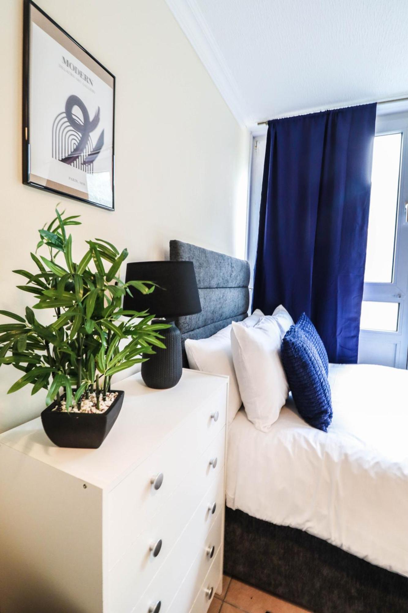 Appartement Cosy Property Right By Warren Street Station! Free Wifi!