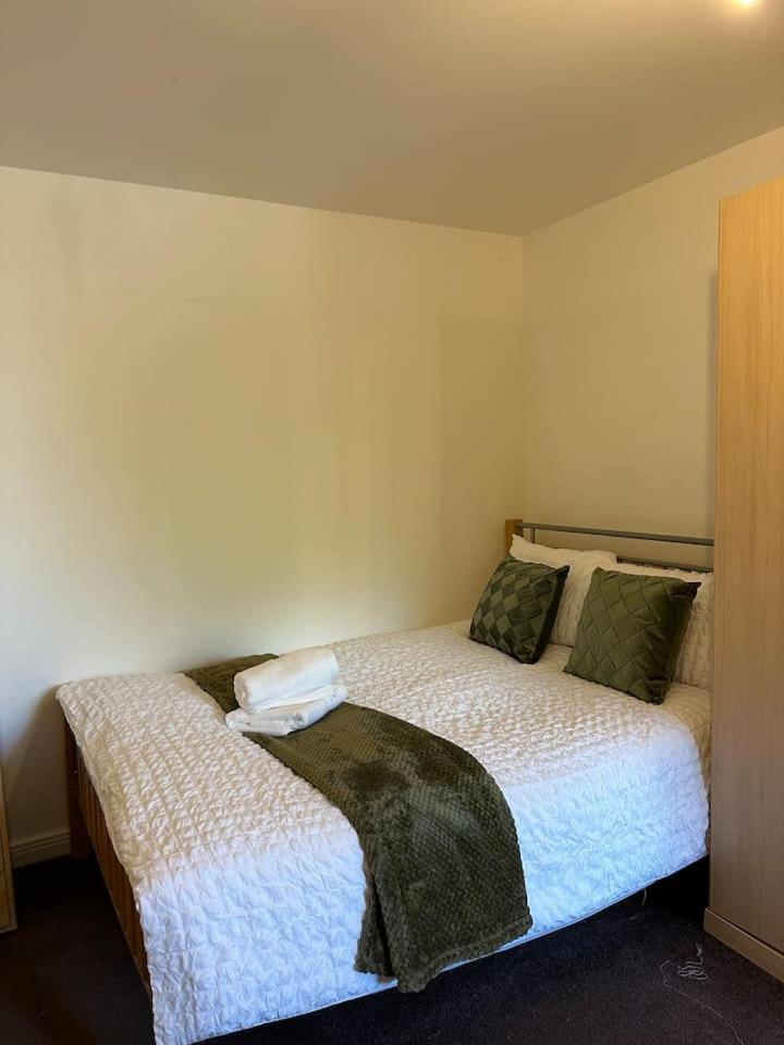 Appartement New Build 2 Bedroom With 2 Bath In Londen