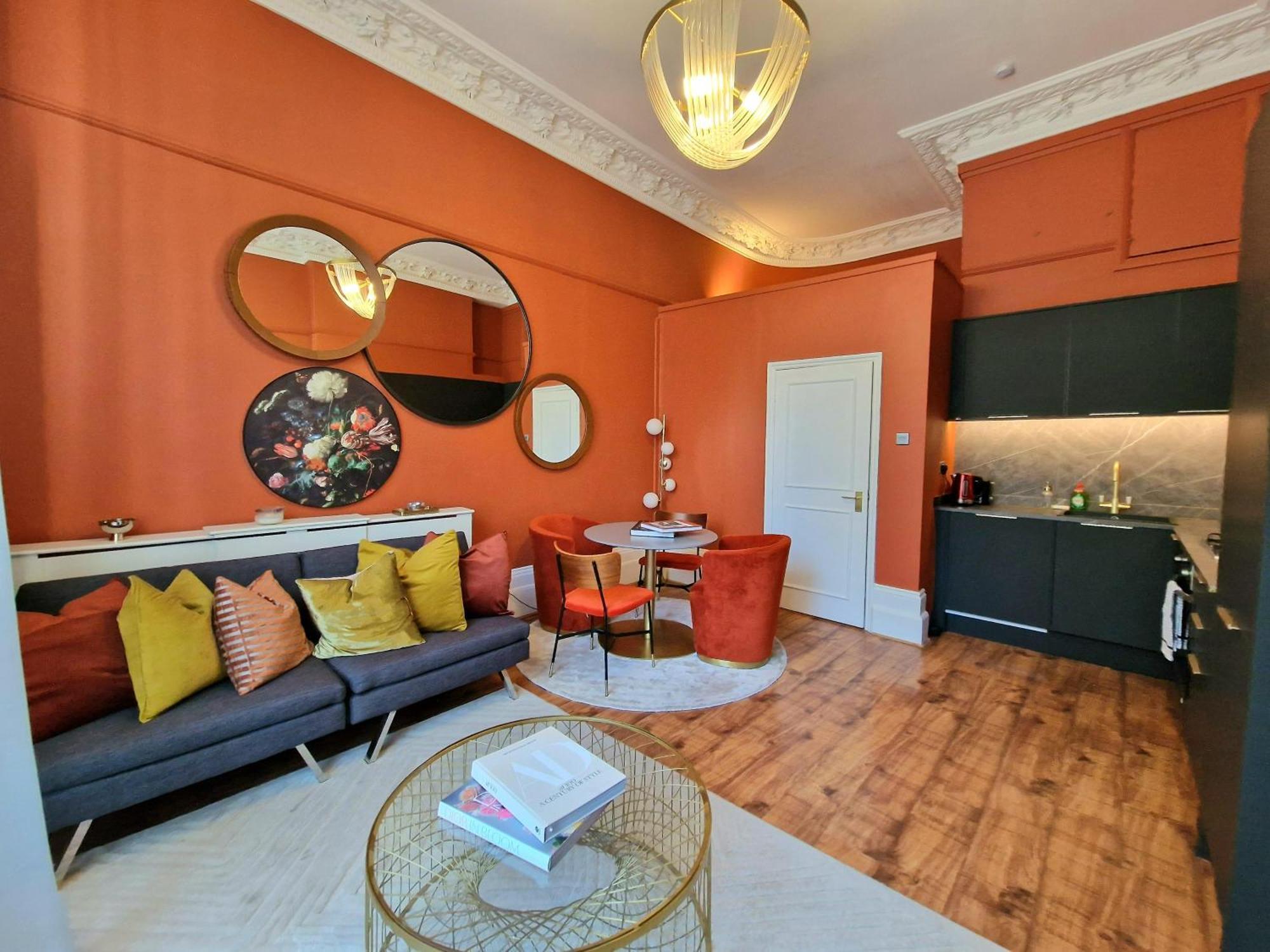 Beautiful Victorian In Hyde Park By Tube Stations - No Stairs Londra