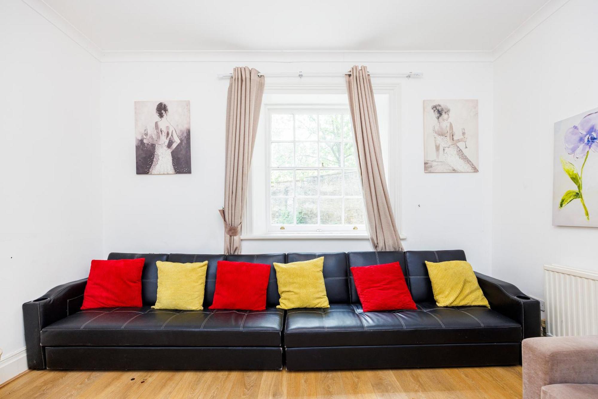 Mansion House With Spacious Close To Excel And Canarywharf Lägenhetshotell London