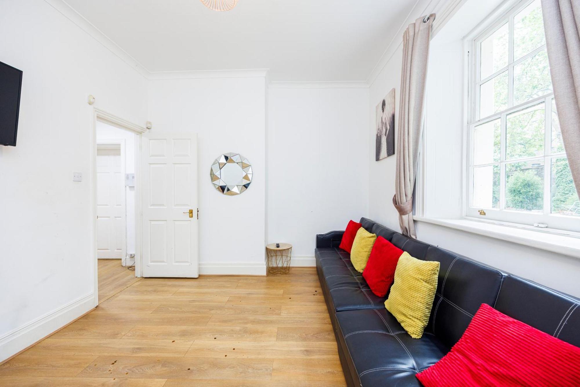 Lägenhetshotell Mansion House With Spacious Close To Excel And Canarywharf London