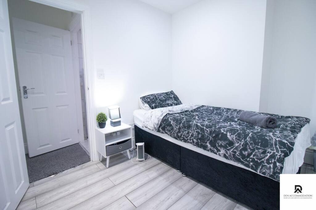 Den & Short Lets Greenwich - 3 Bed House Appartamento *
