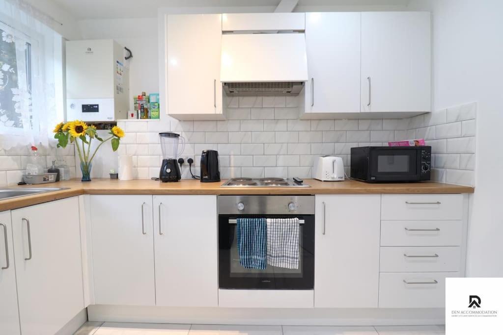 Appartamento Den & Short Lets Greenwich - 3 Bed House