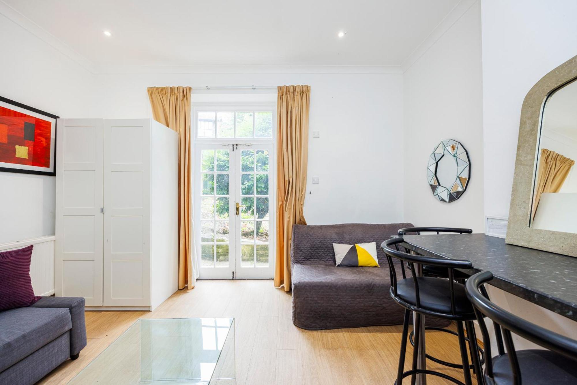 Leilighet Larger Groups With Garden And Parking London